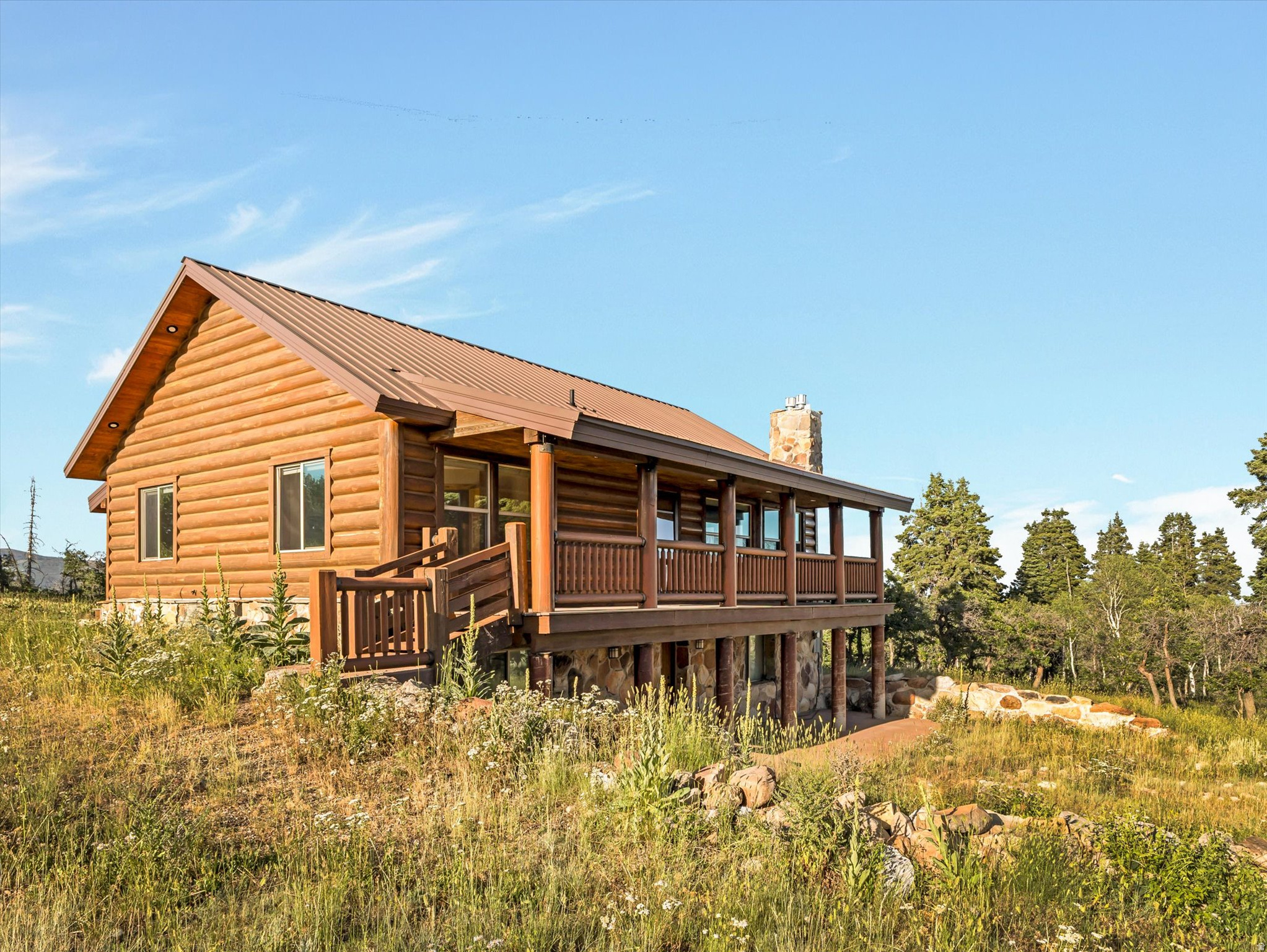 main property photo 9