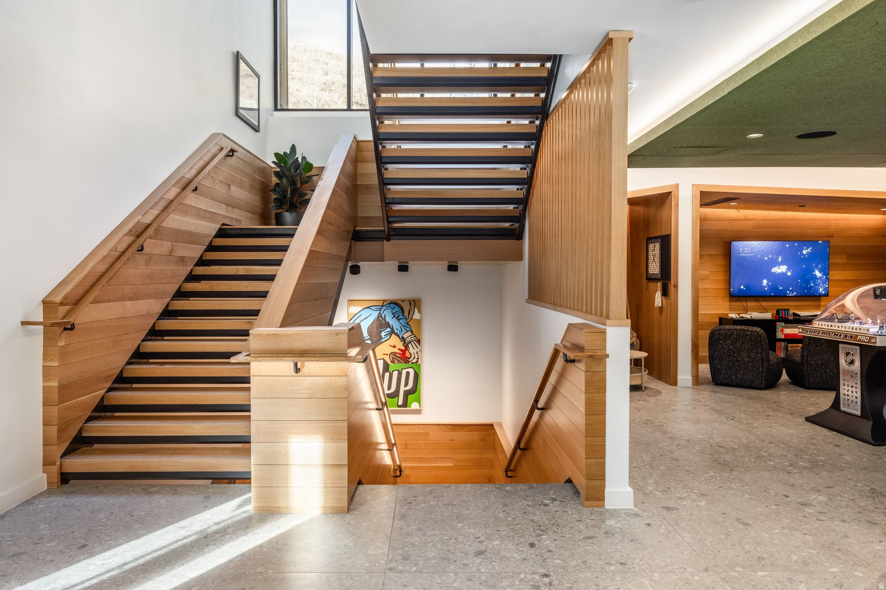 main property photo 73