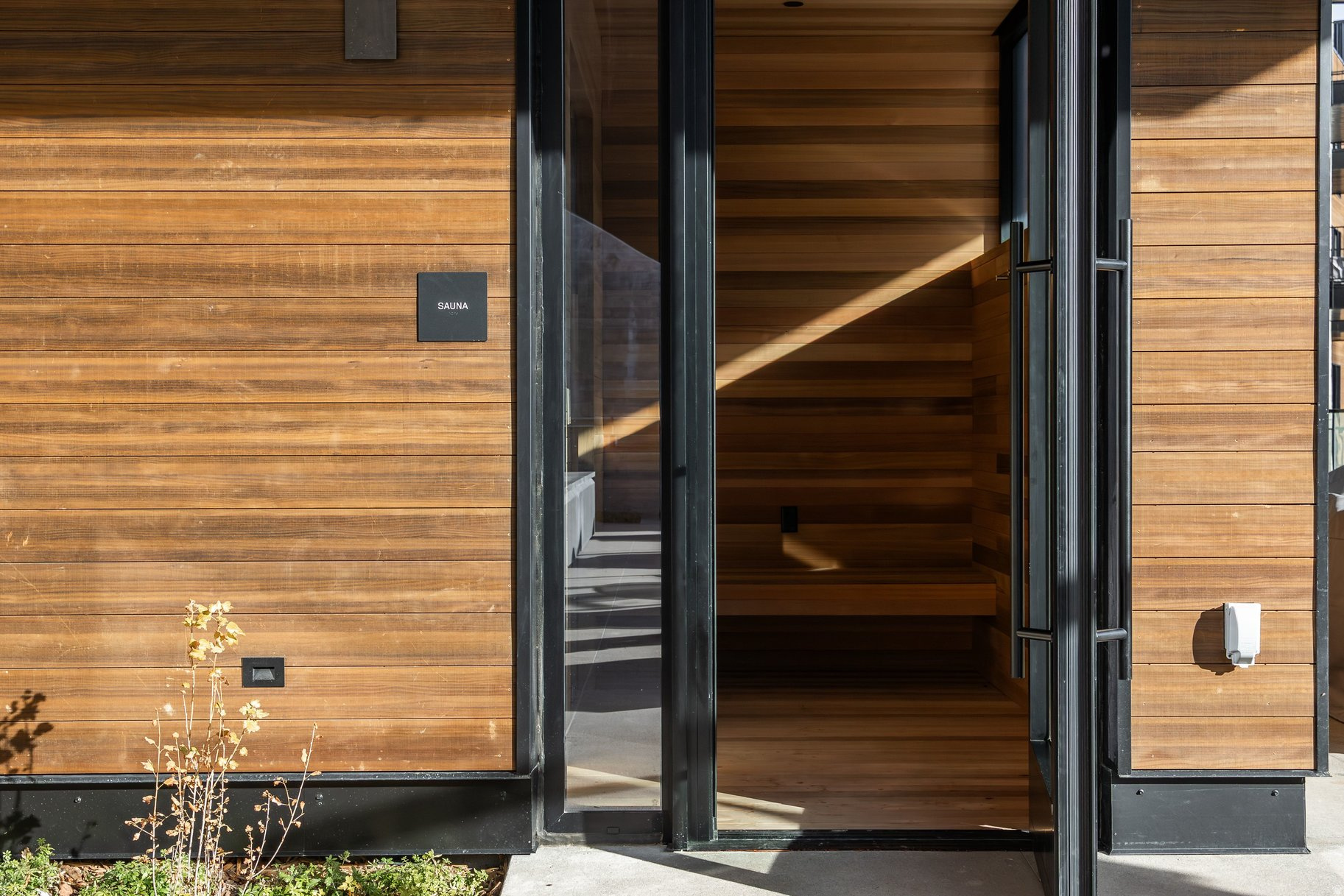 main property photo 99