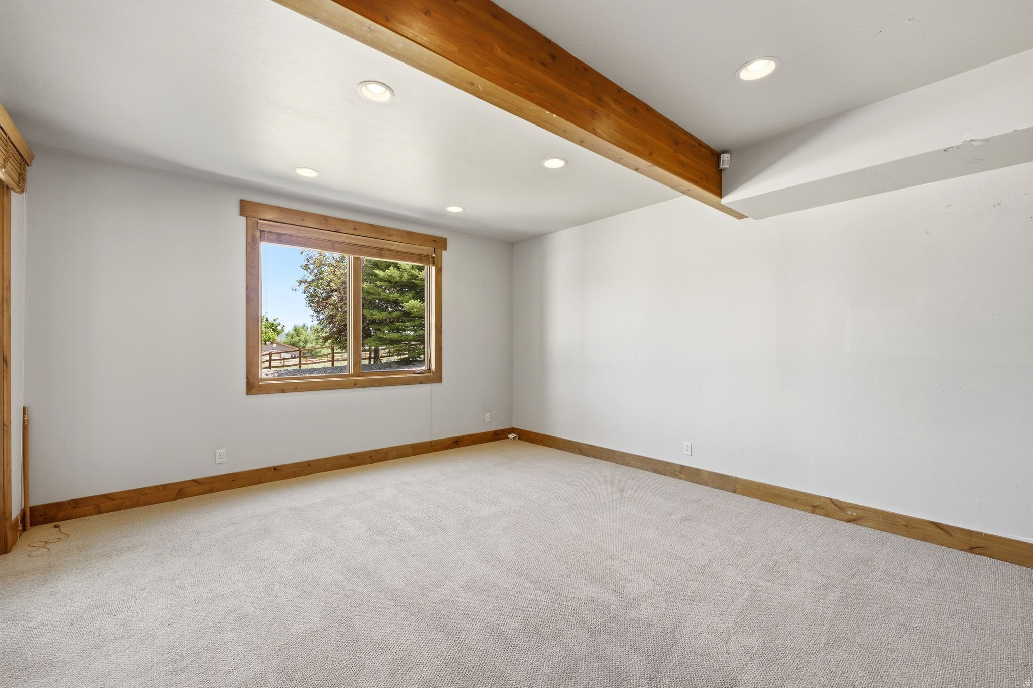 main property photo 74