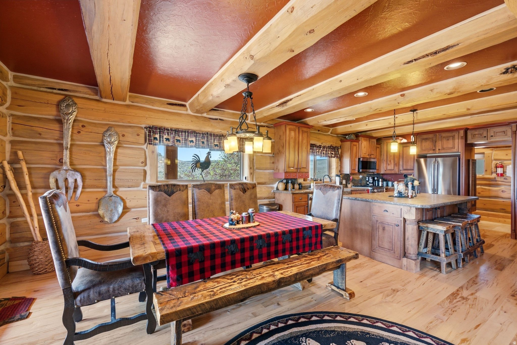 main property photo 8