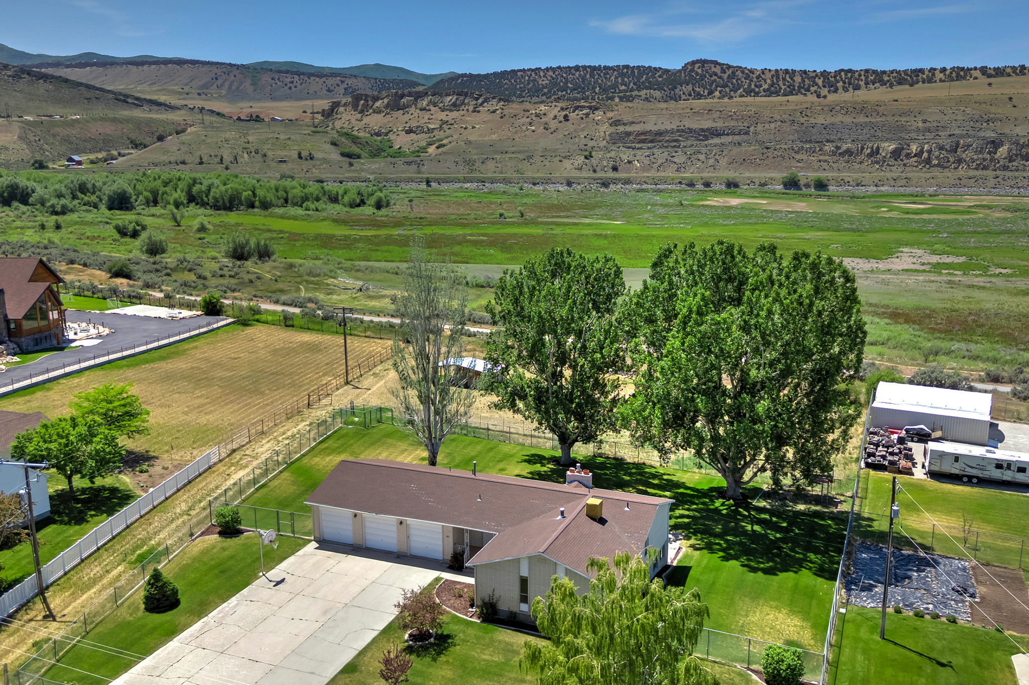 main property photo 44
