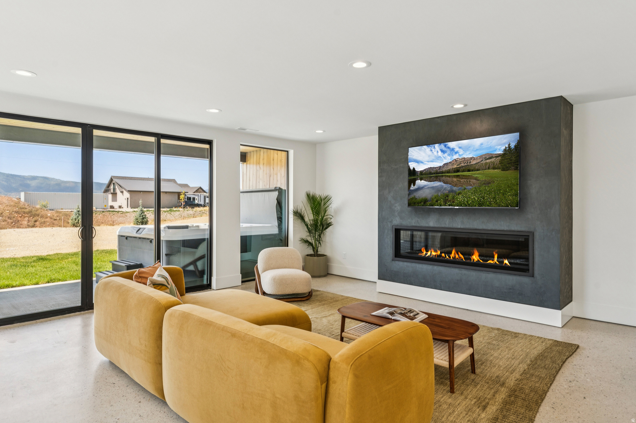 main property photo 45