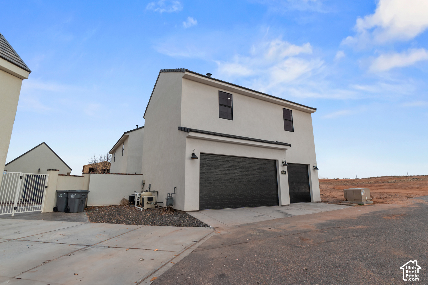 main property photo 38