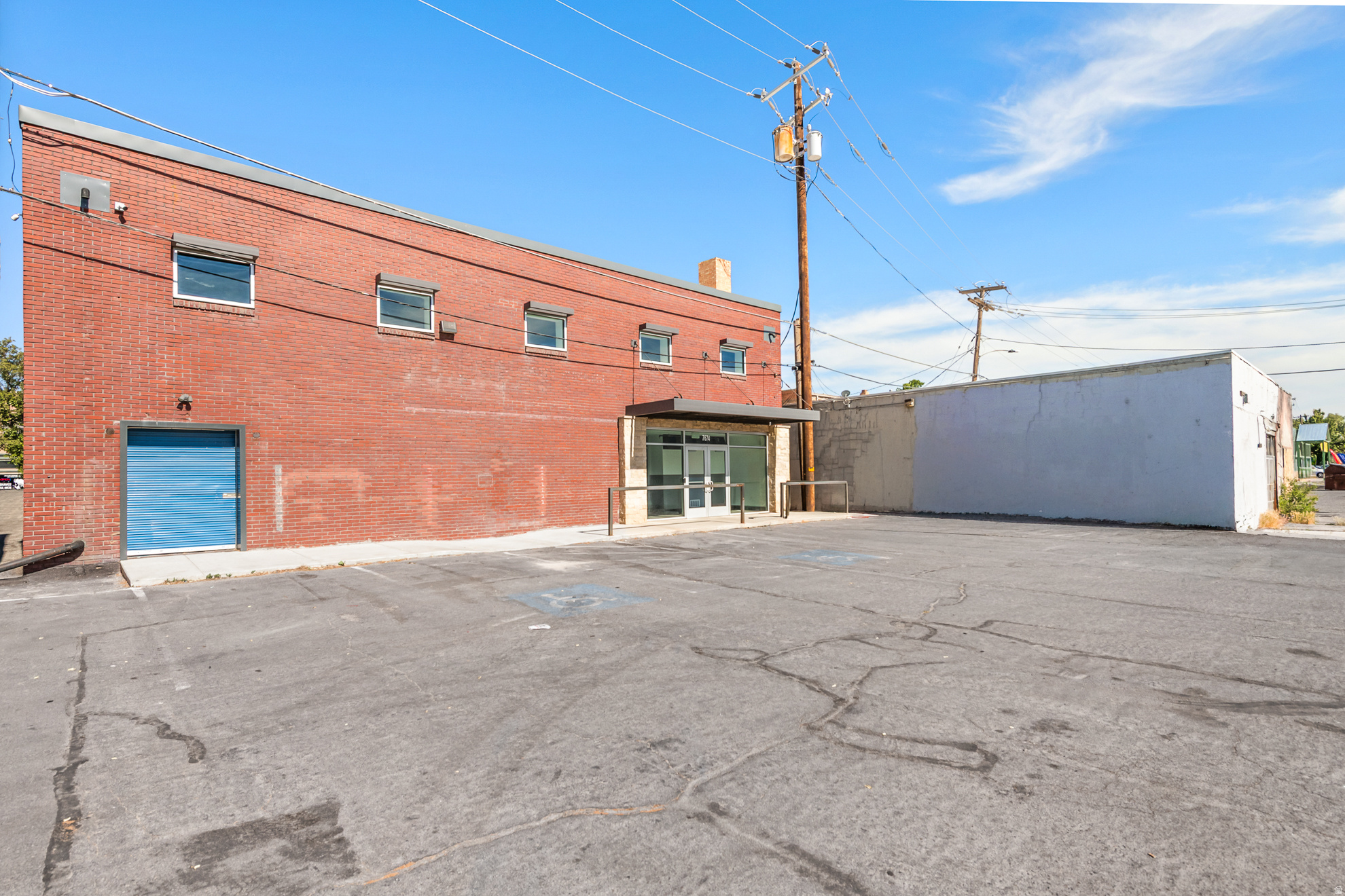 main property photo 14