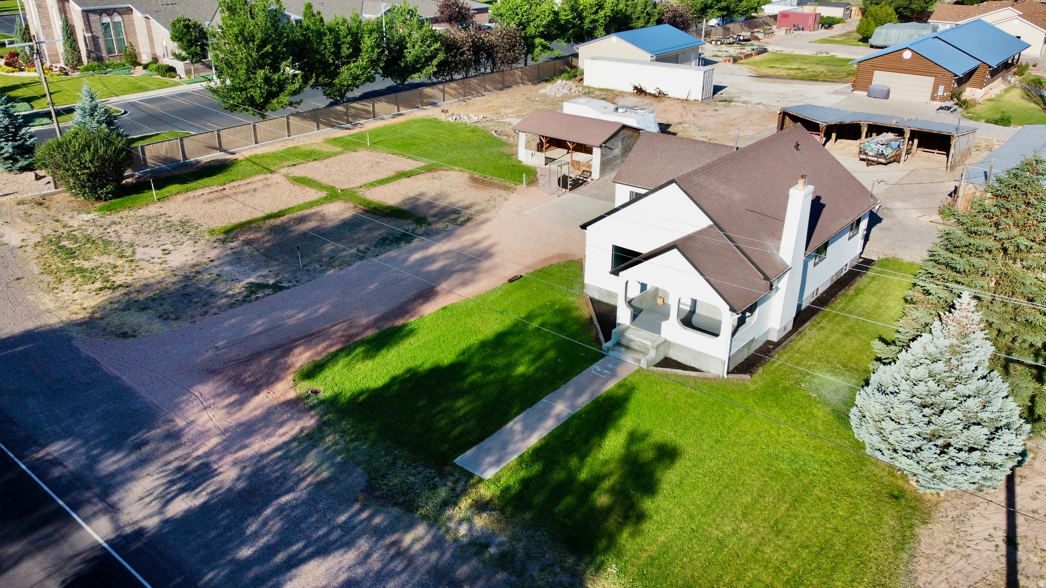 main property photo 47