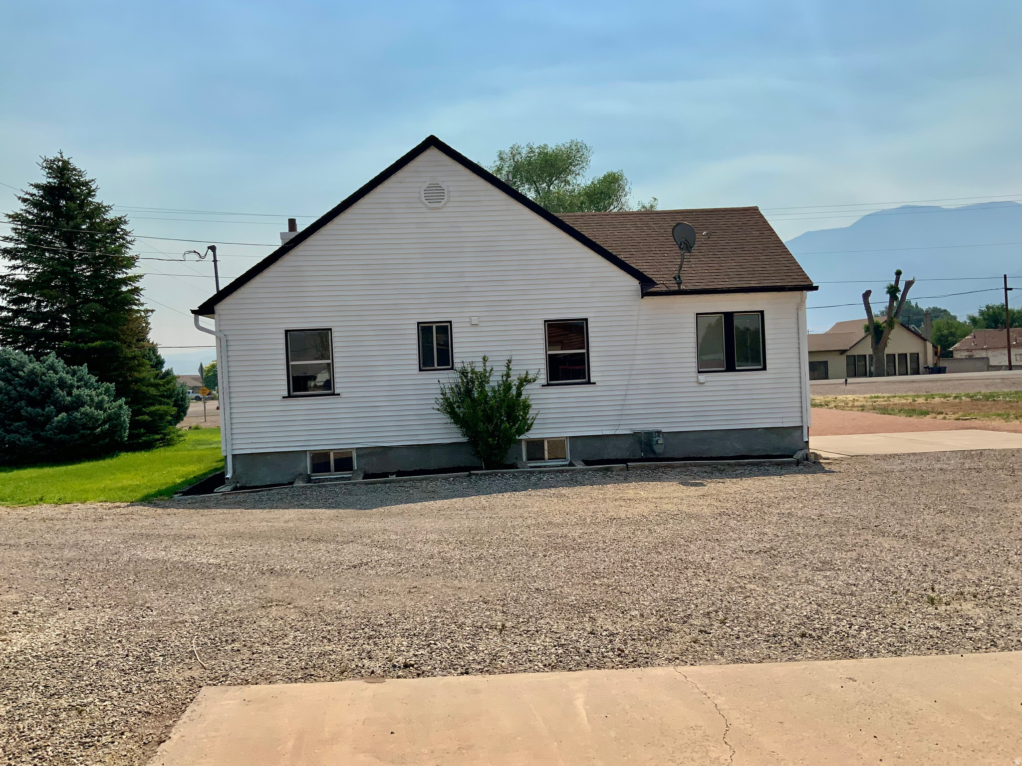 main property photo 57