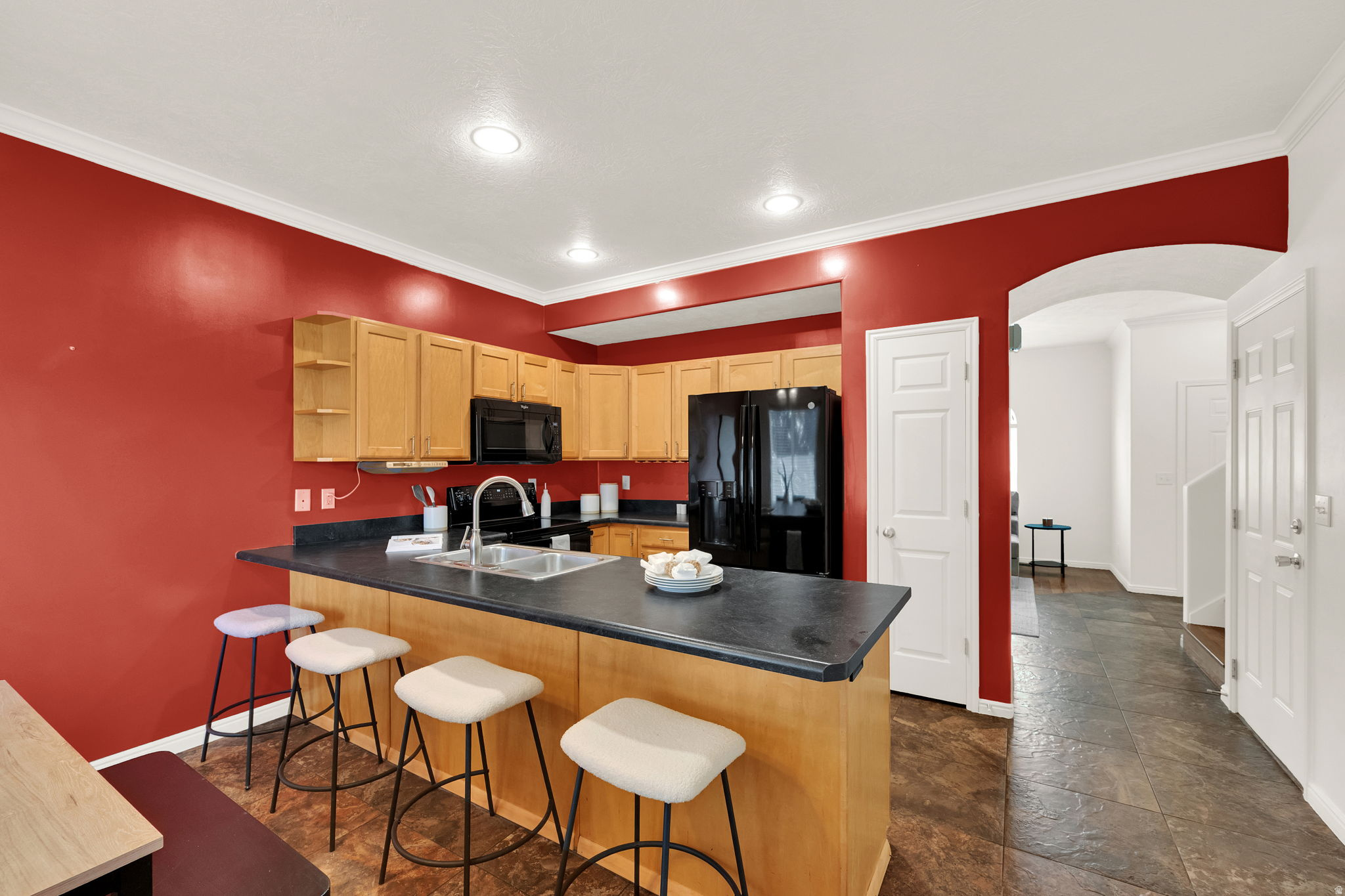 main property photo 9