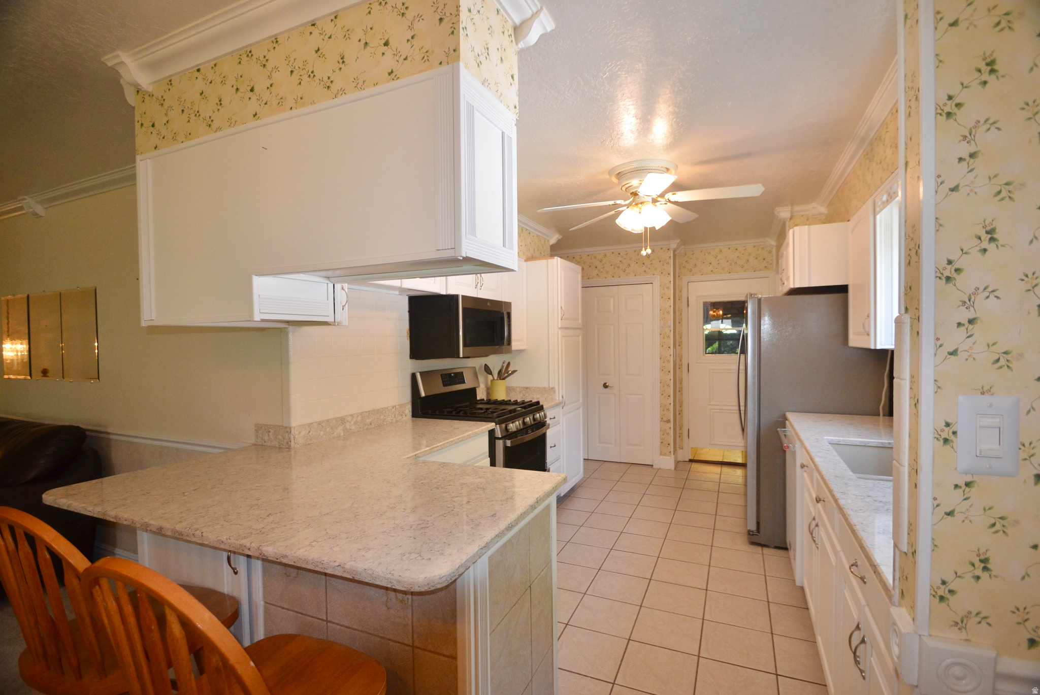 main property photo 10