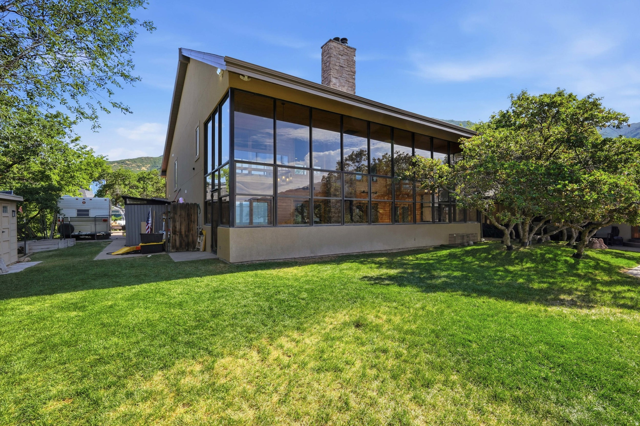 main property photo 50