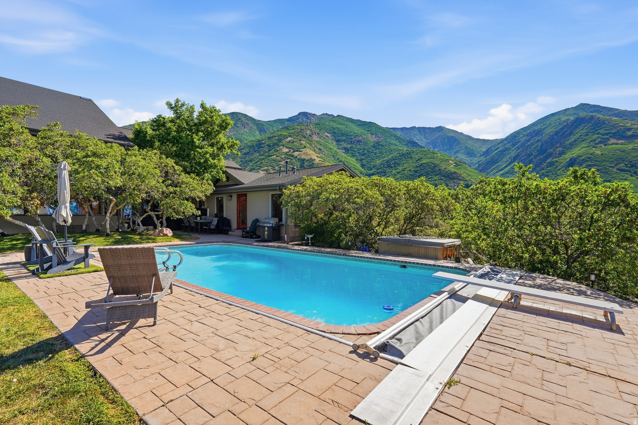 main property photo 54