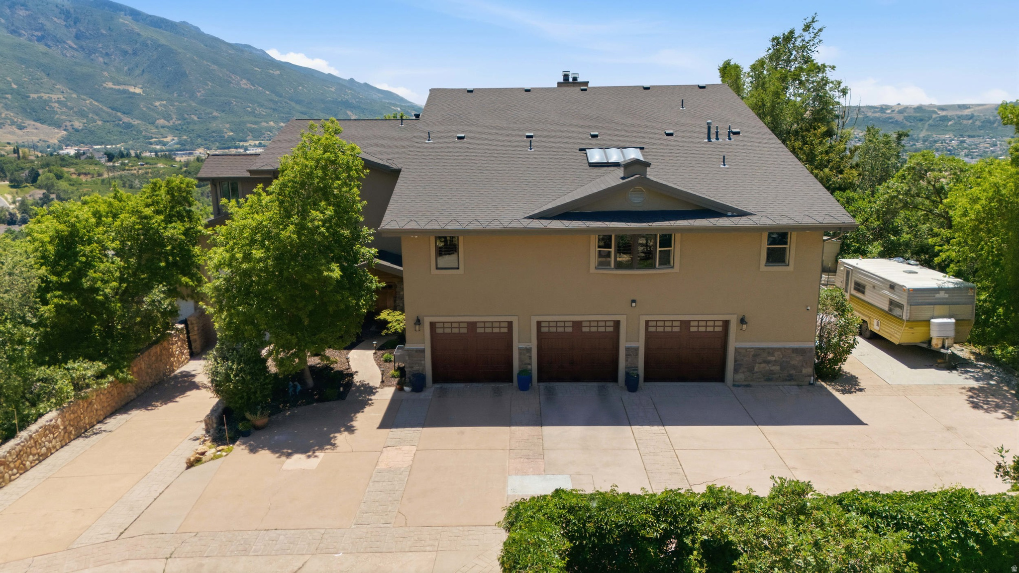 main property photo 66