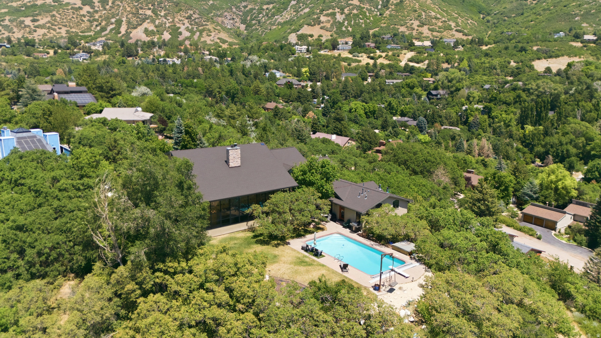 main property photo 70