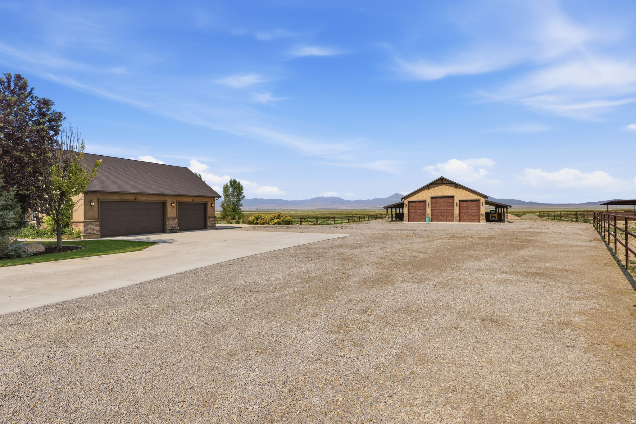 main property photo 43