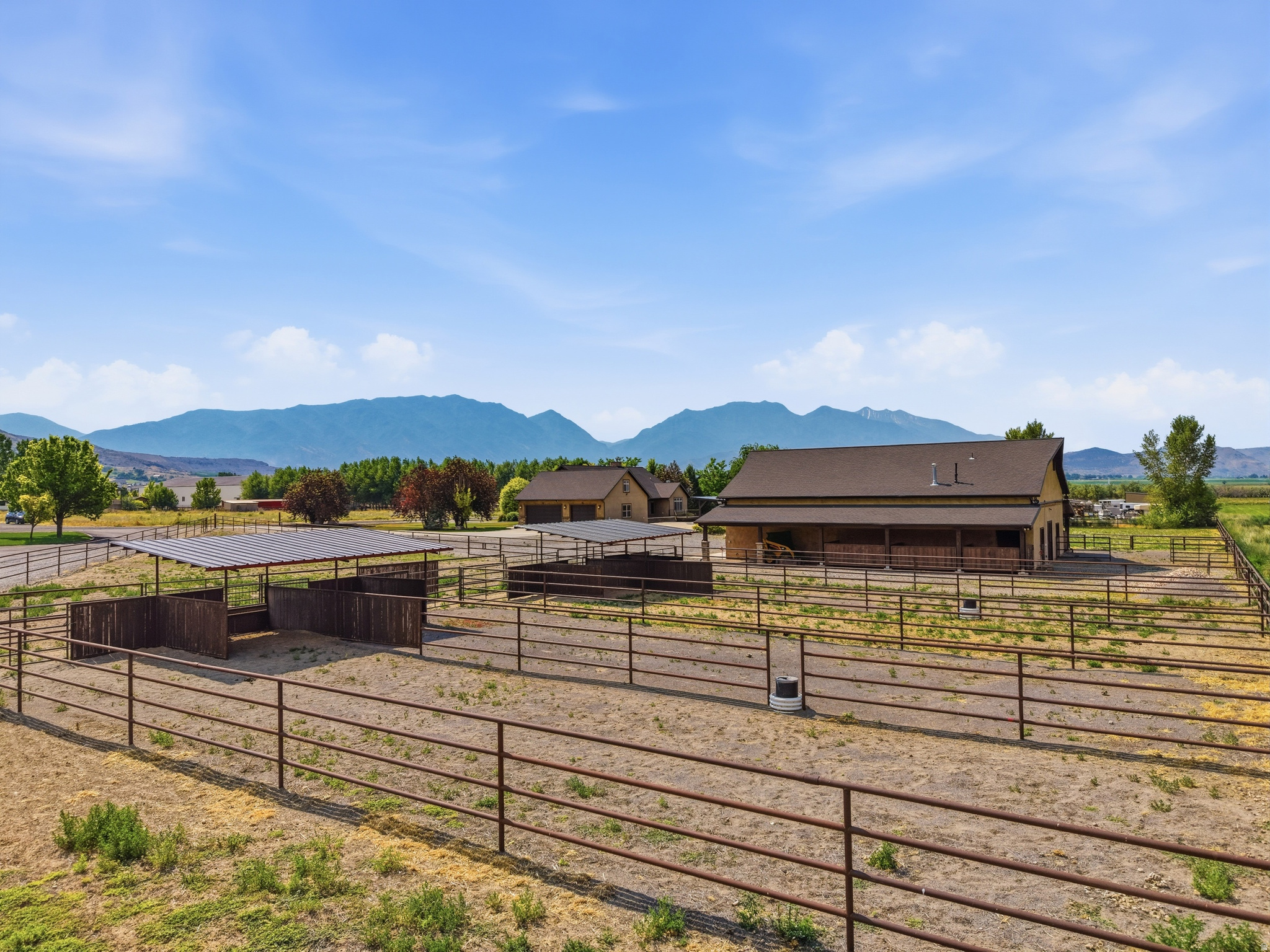 main property photo 50