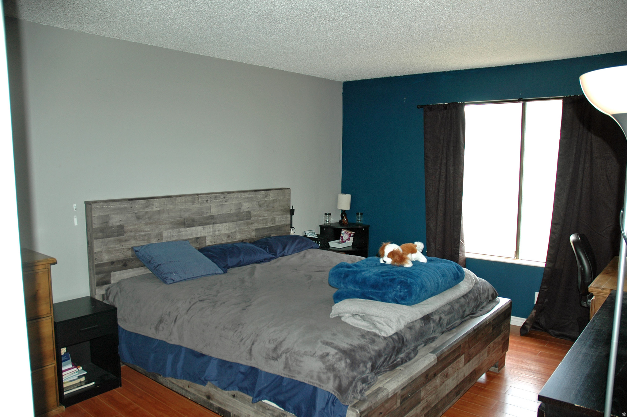 main property photo 11