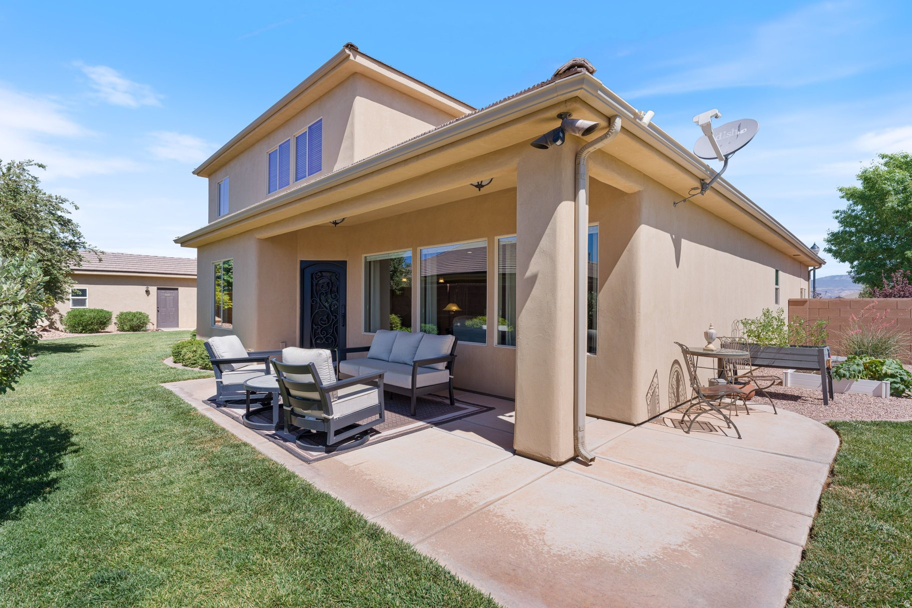 main property photo 46