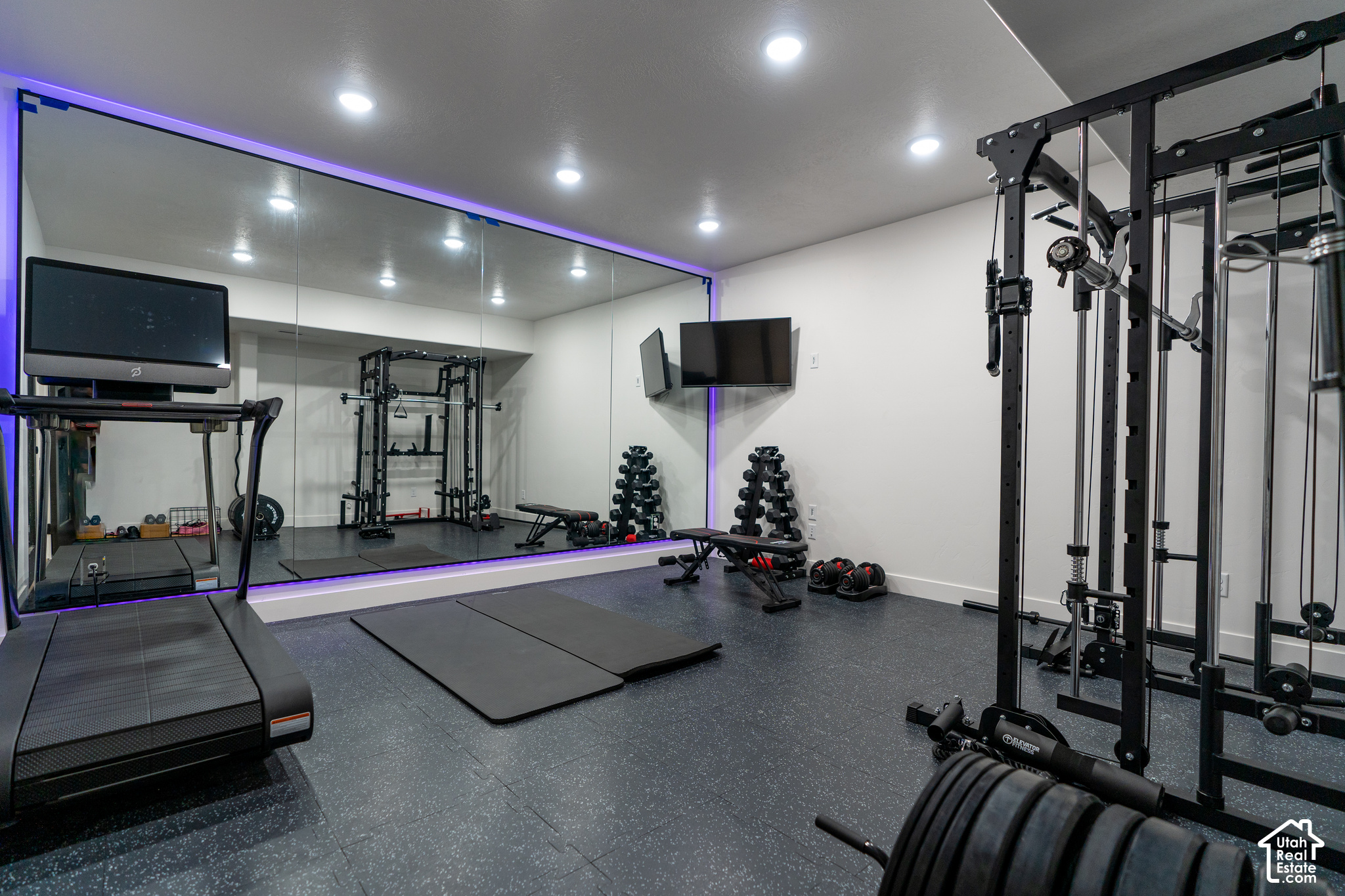 main property photo 61