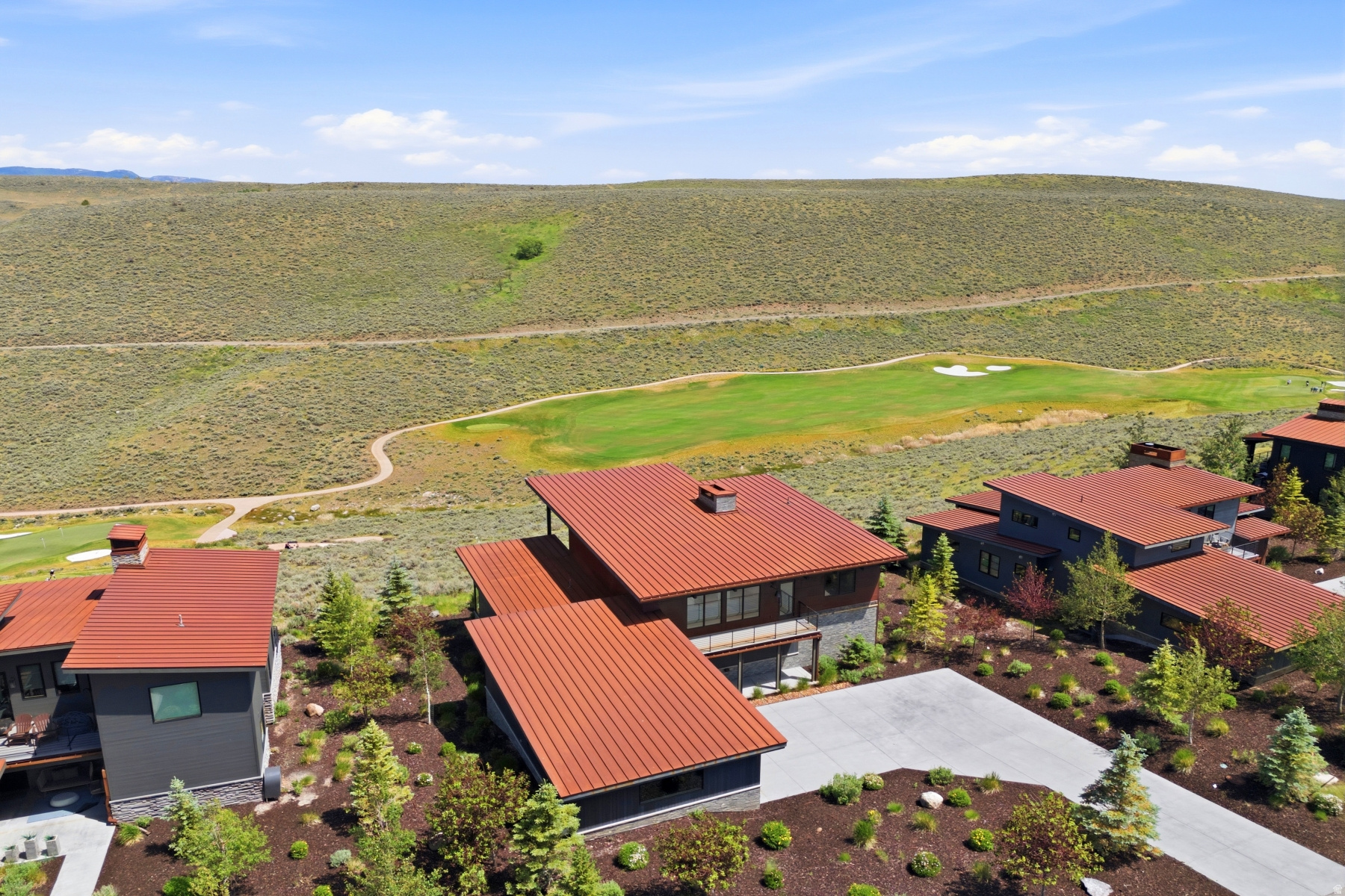 main property photo 51