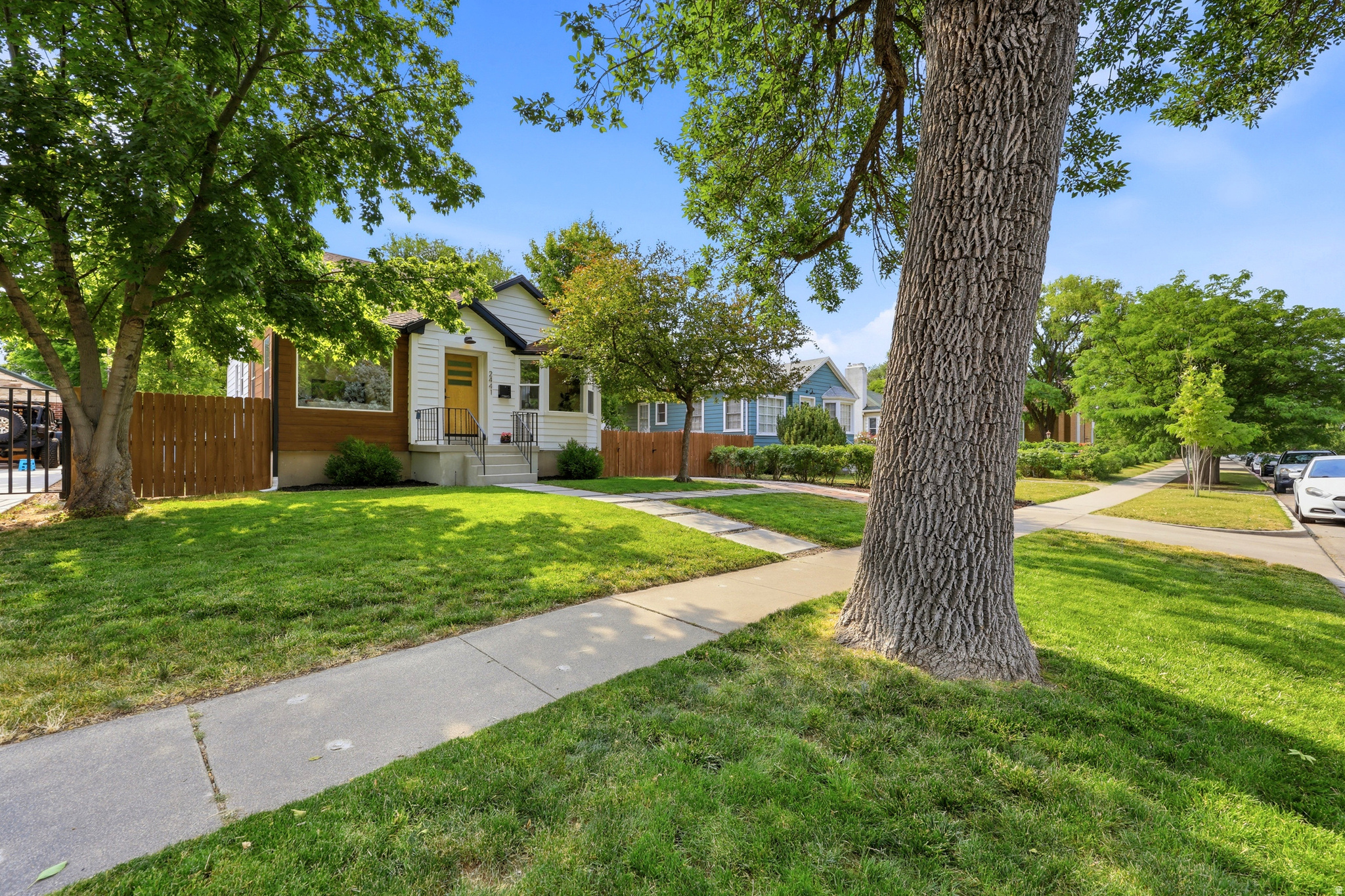 main property photo 50
