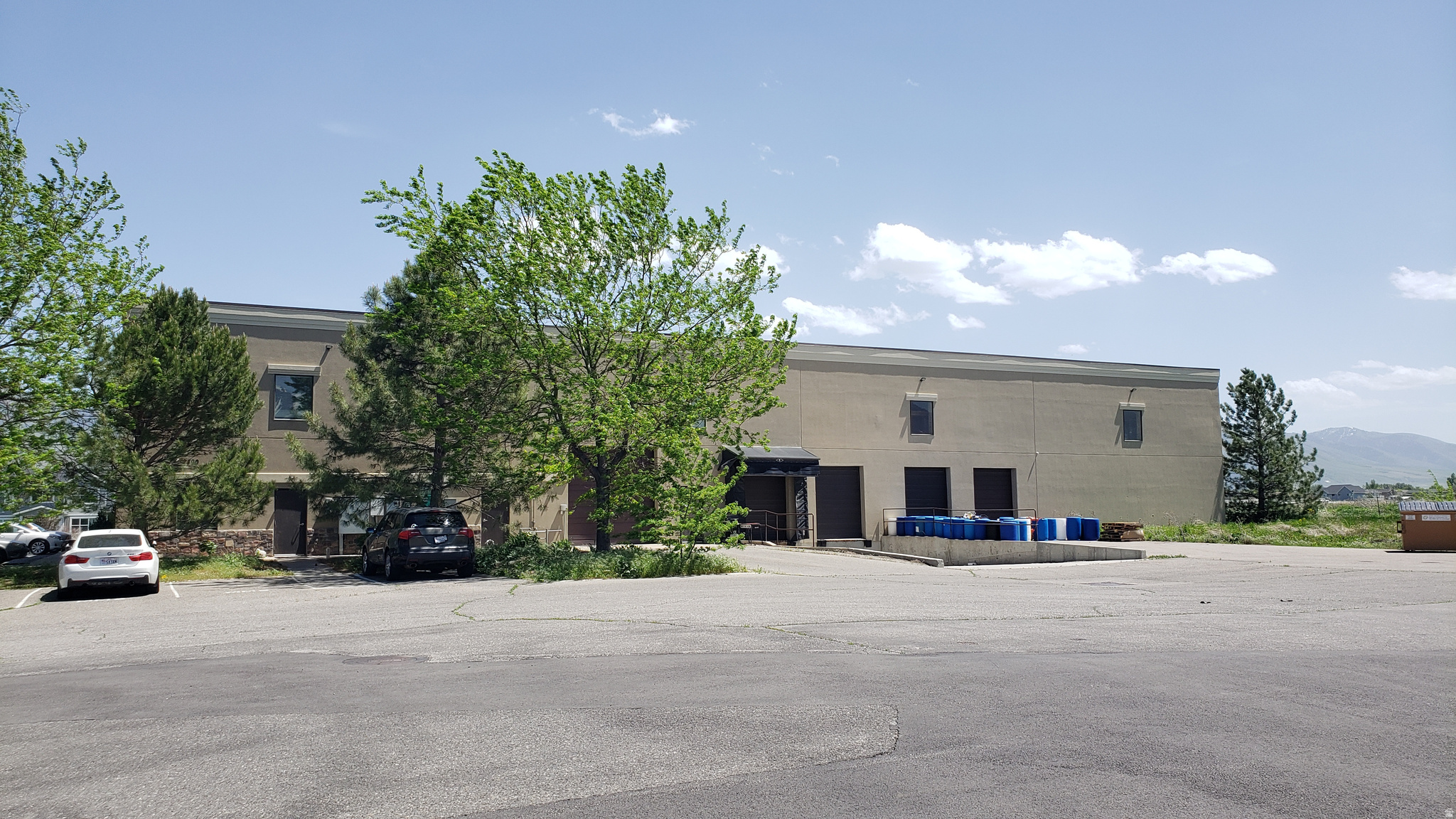 main property photo 4