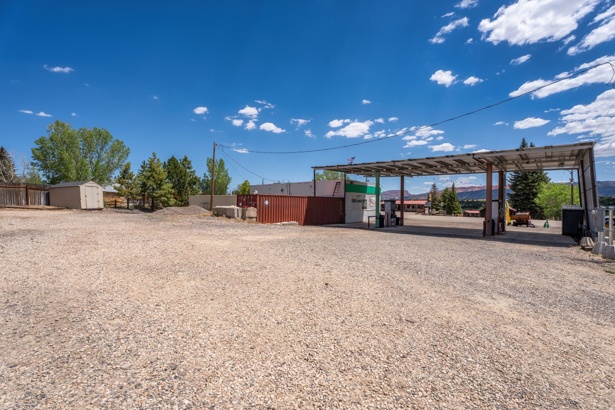 main property photo 31