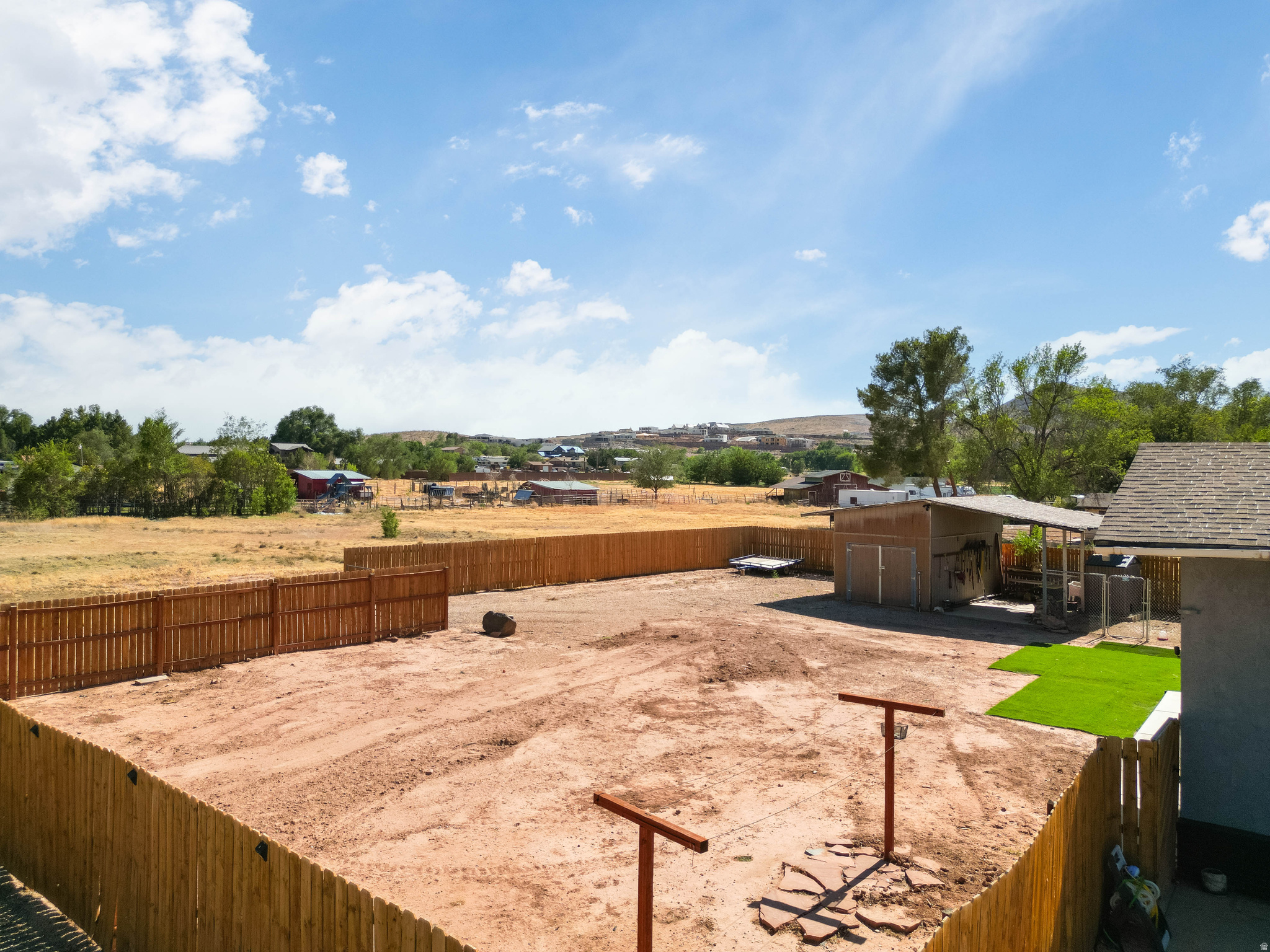 main property photo 36