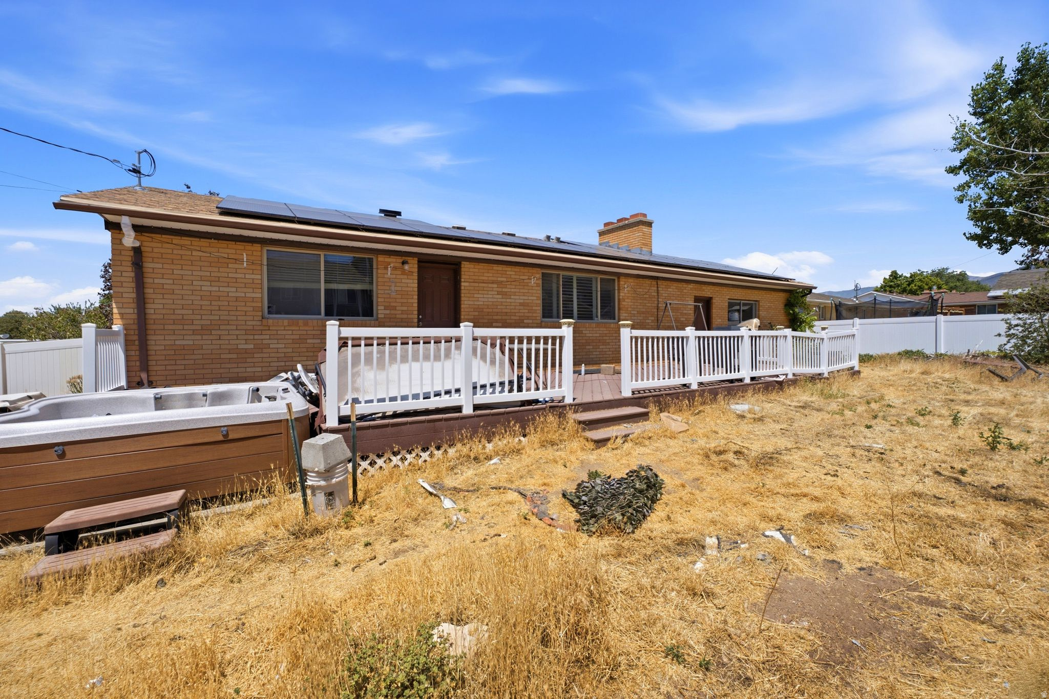 main property photo 23