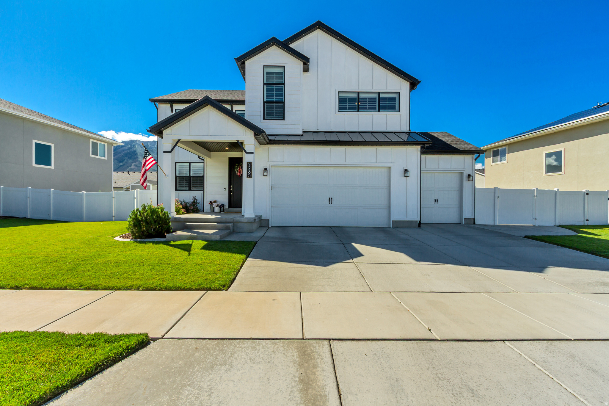 main property photo 0