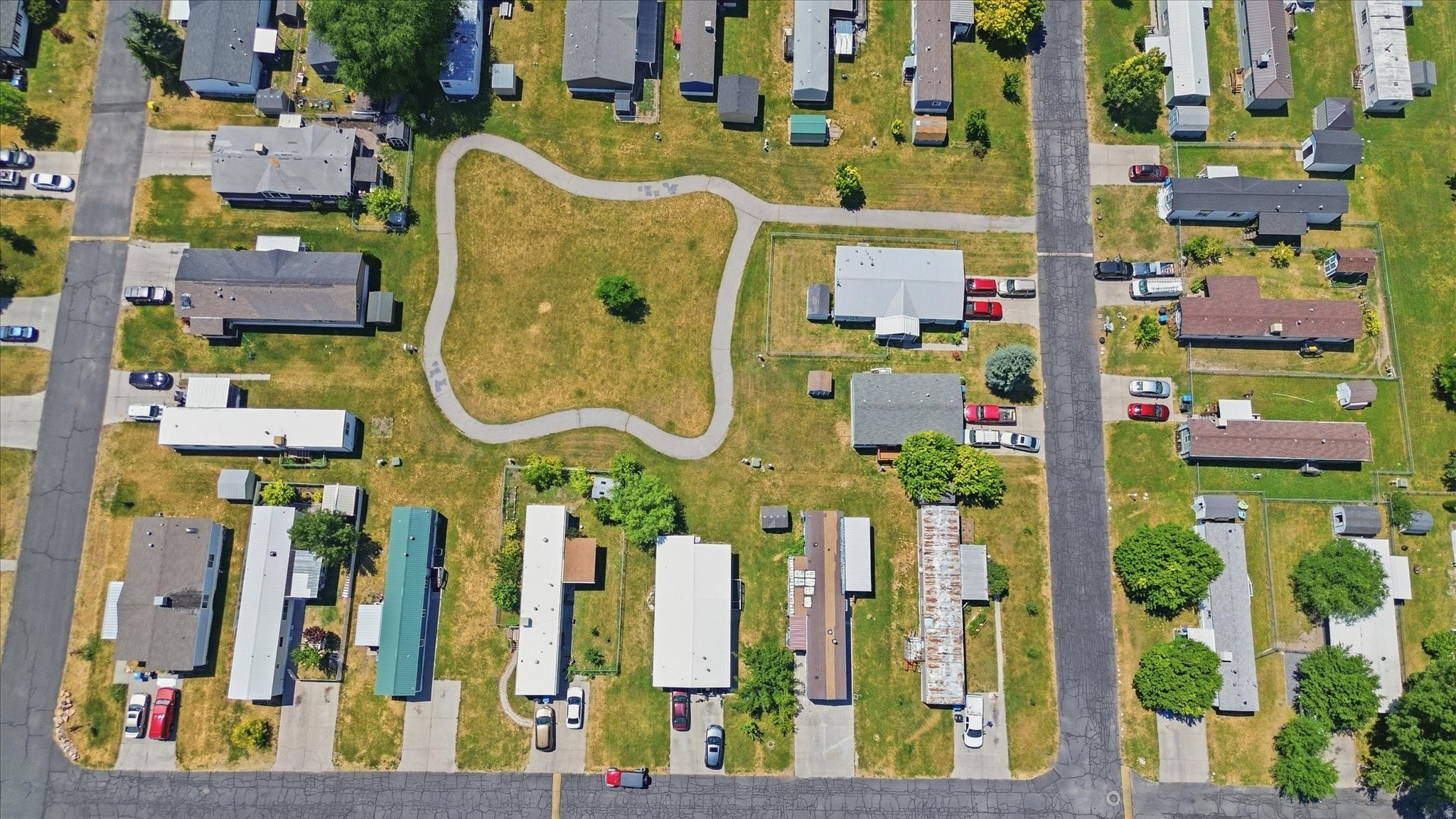 main property photo 41