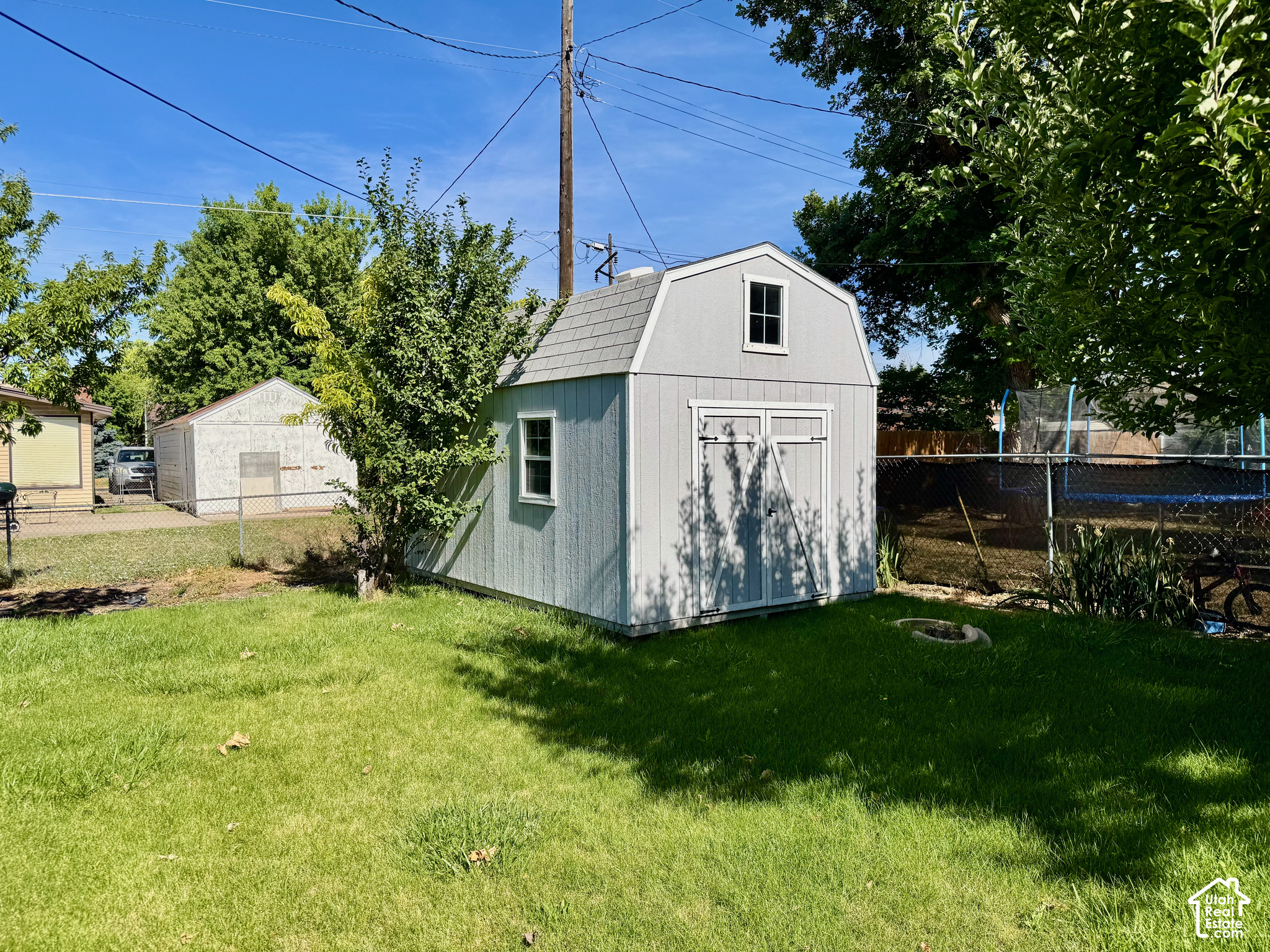 main property photo 21
