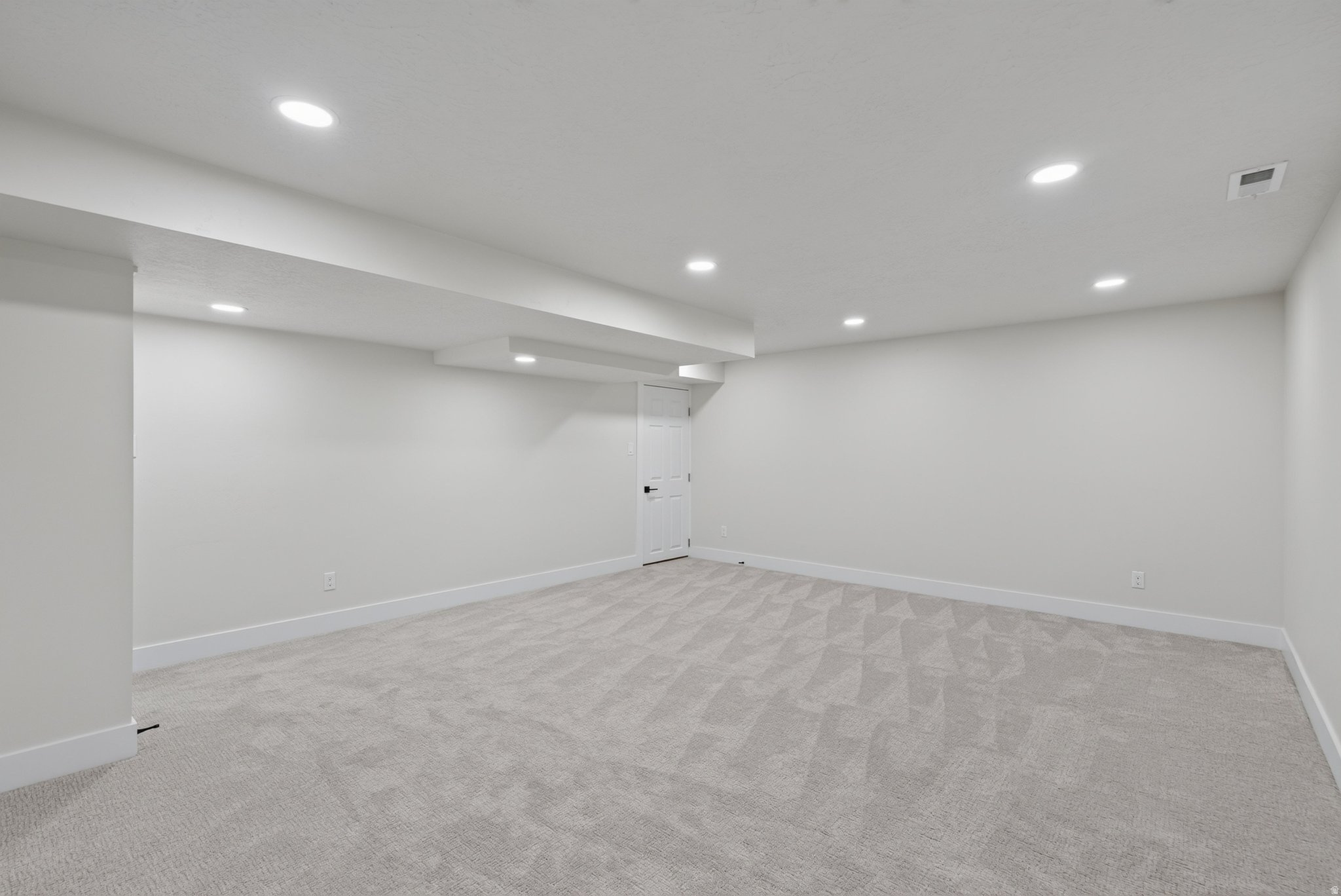 main property photo 77