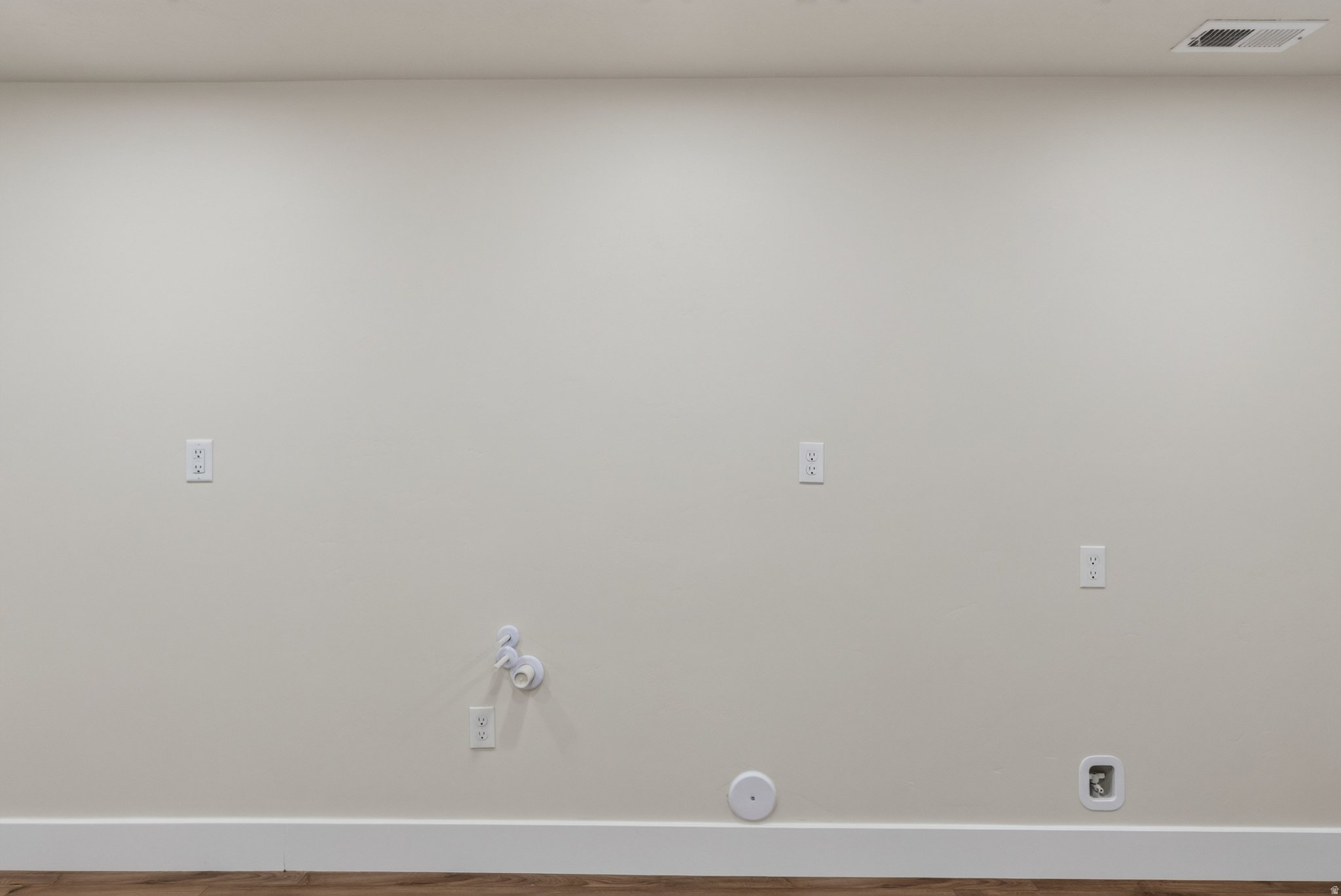 main property photo 79