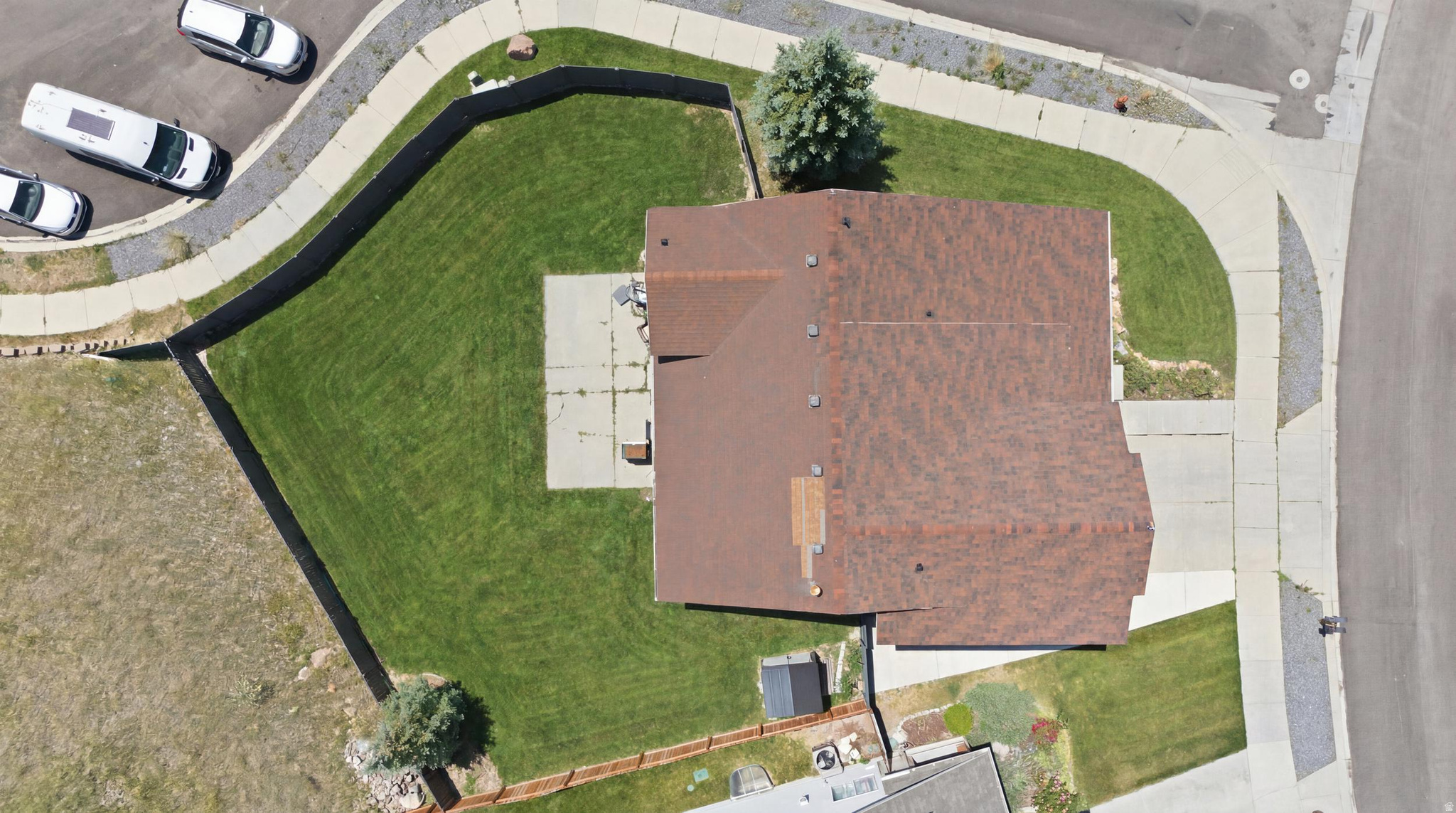 main property photo 30