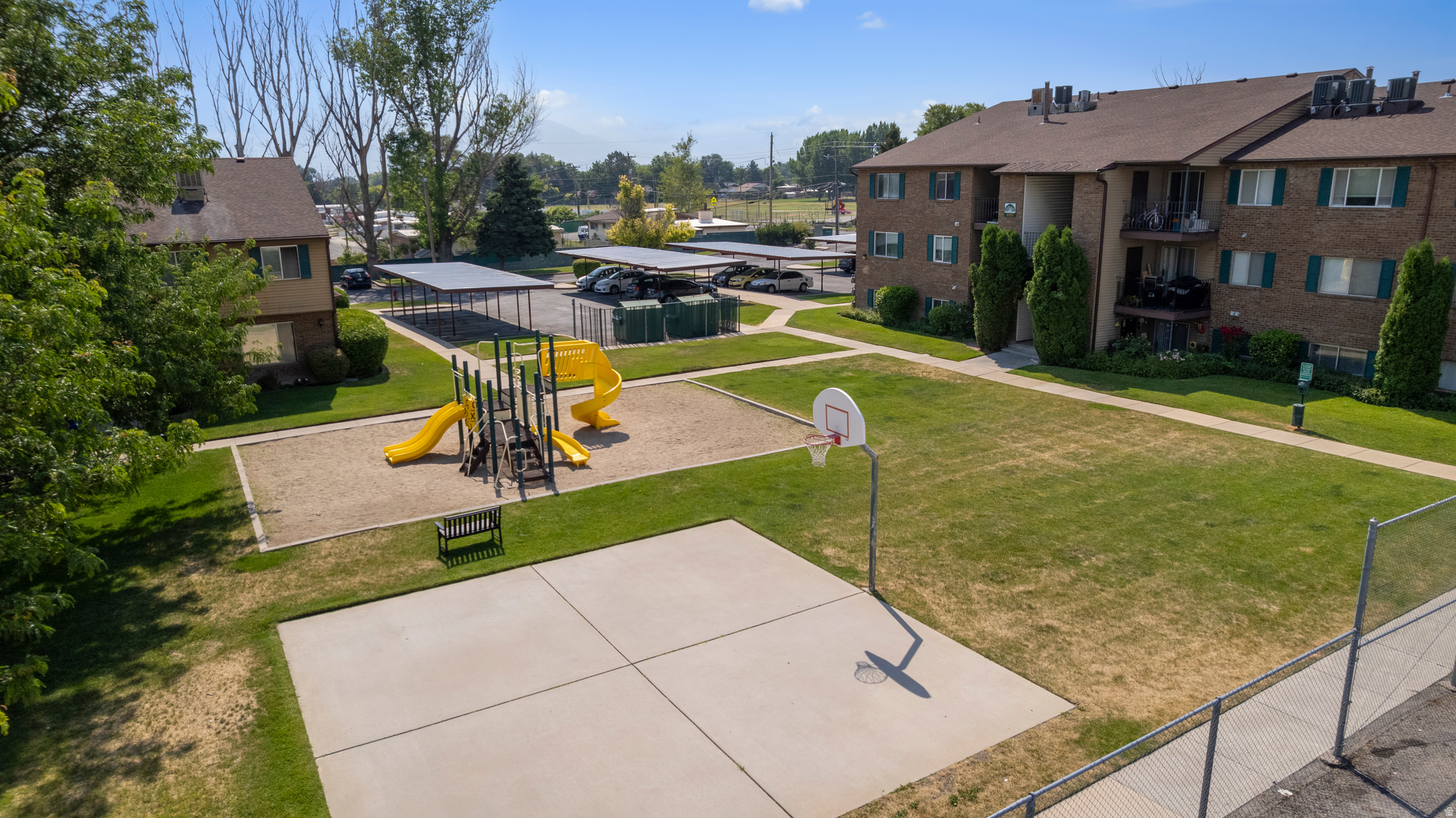 main property photo 23
