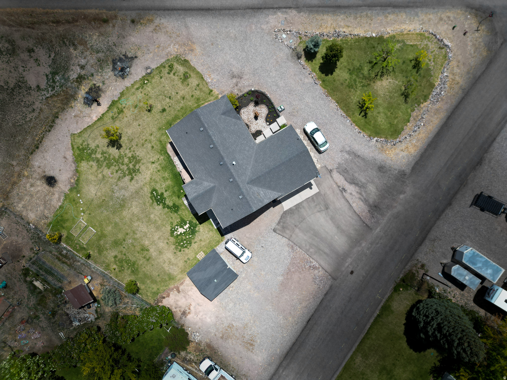 main property photo 67
