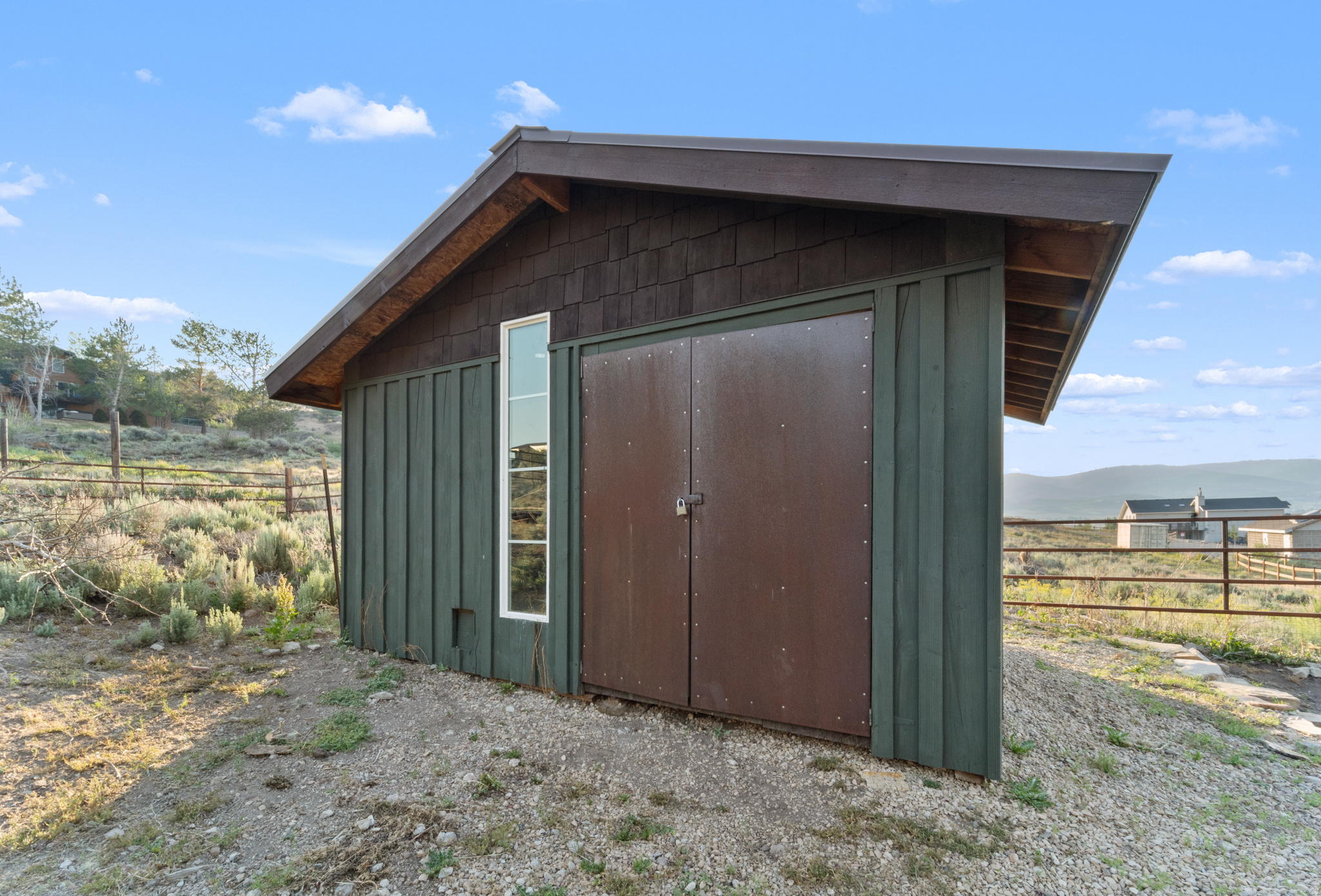 main property photo 51