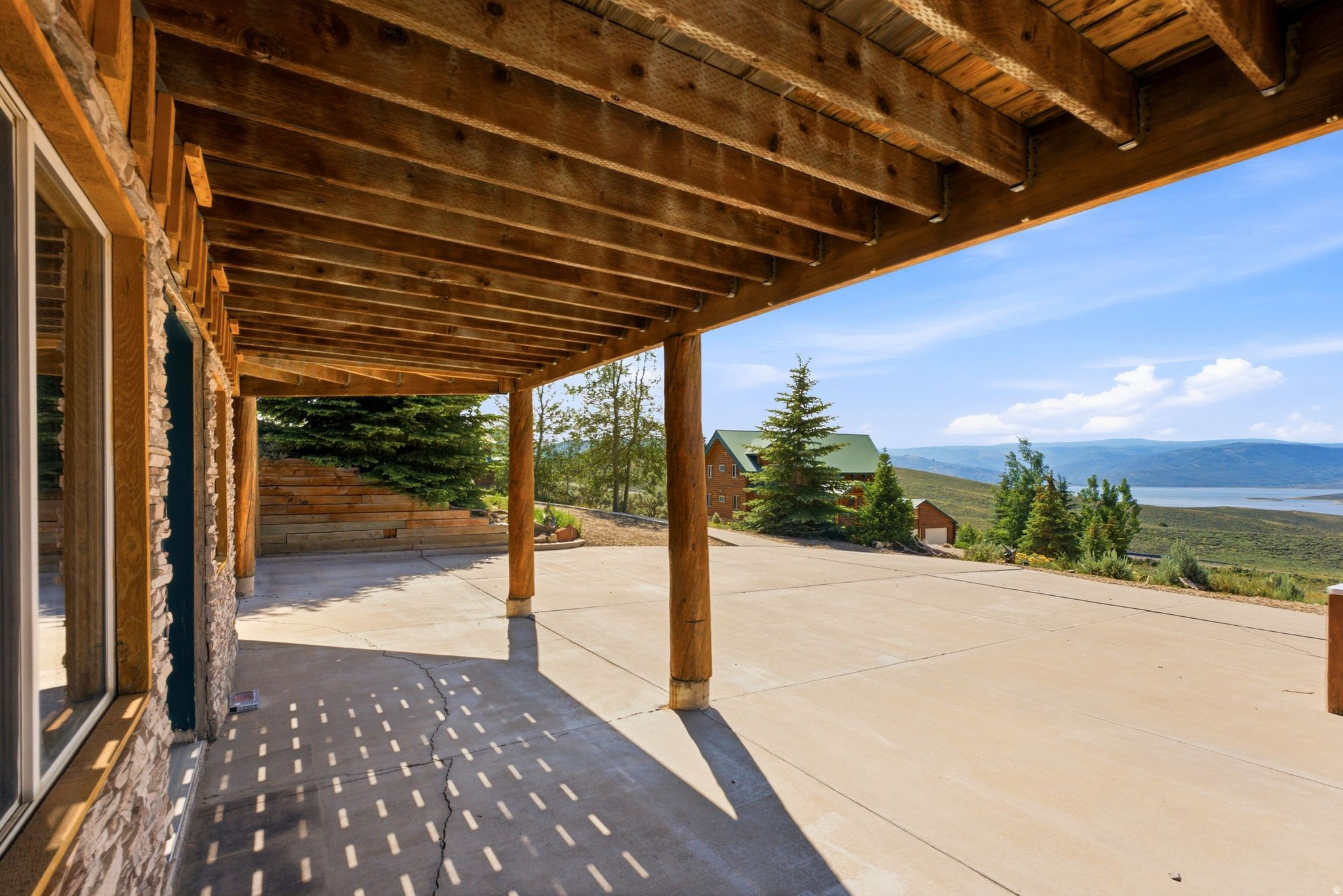 main property photo 48