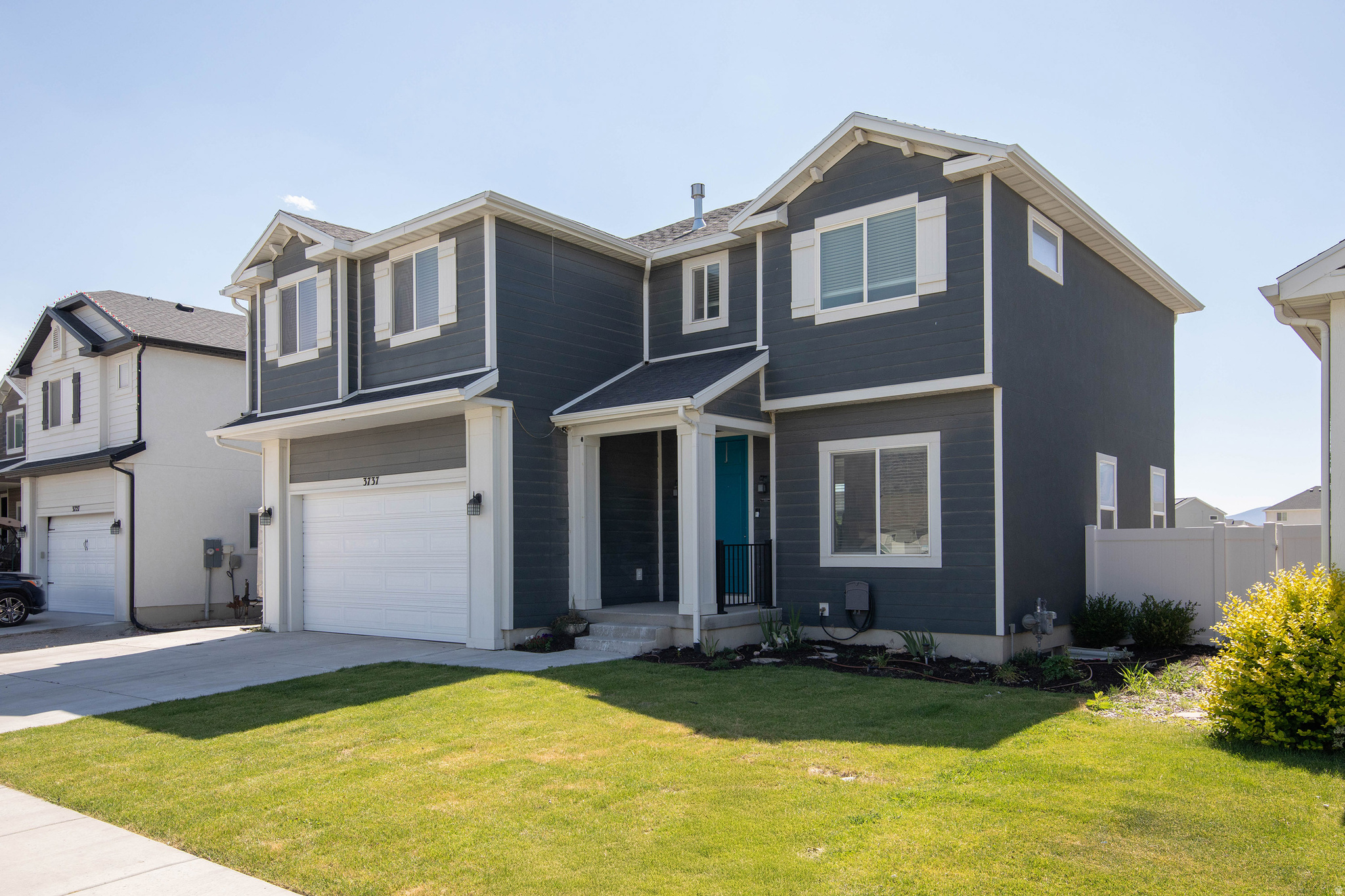 main property photo 23