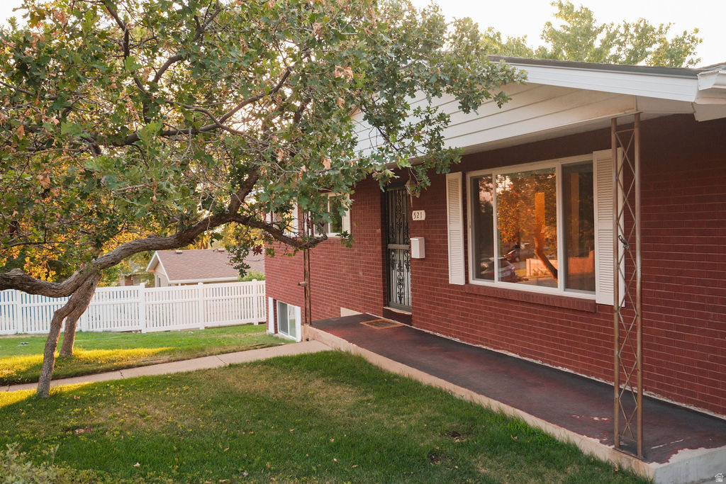 main property photo 4