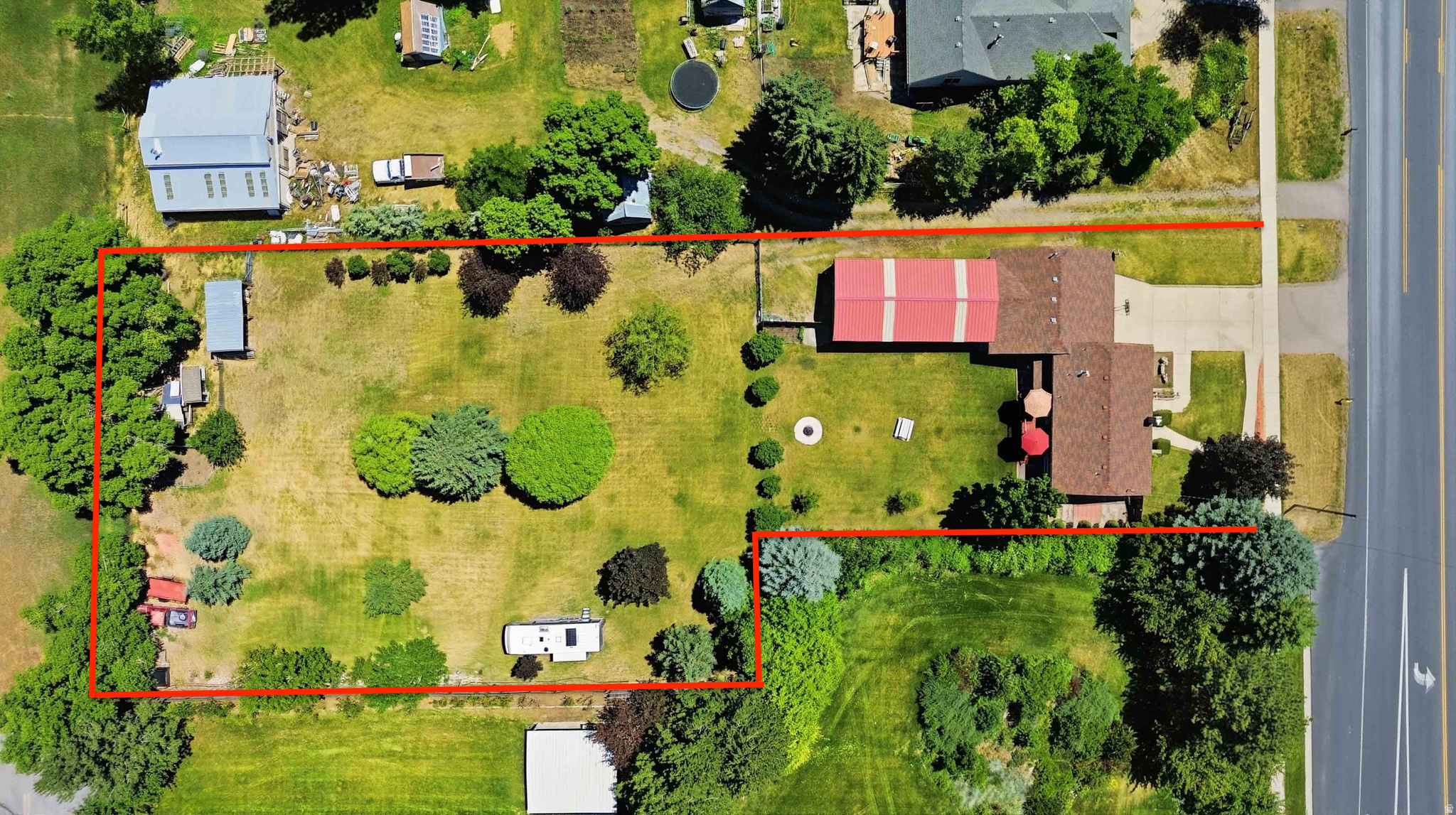 main property photo 38