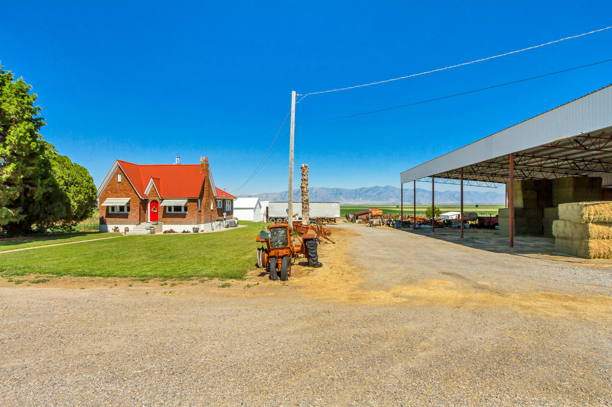 main property photo 34