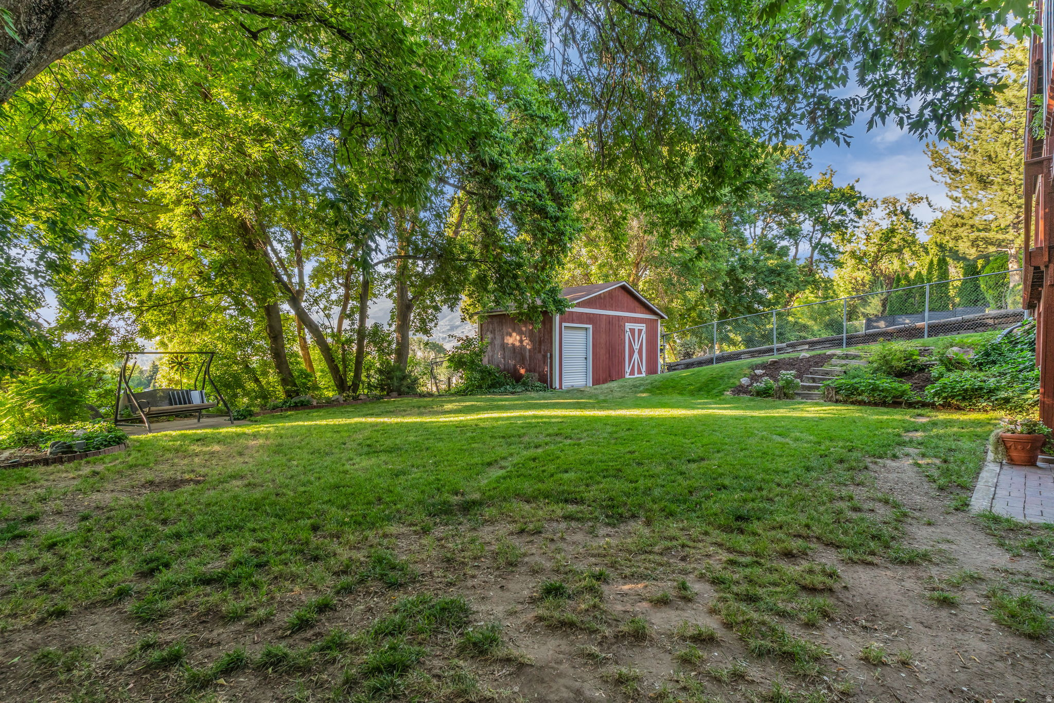 main property photo 38
