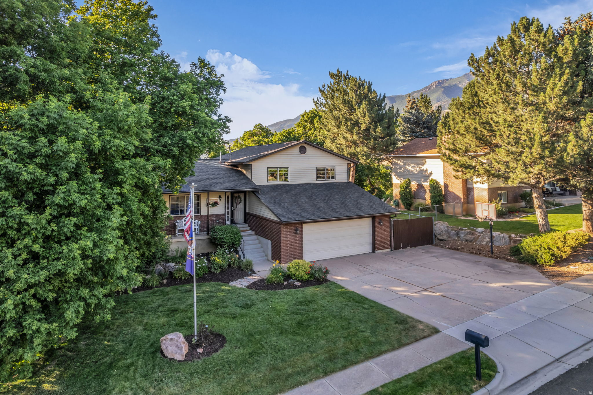main property photo 49