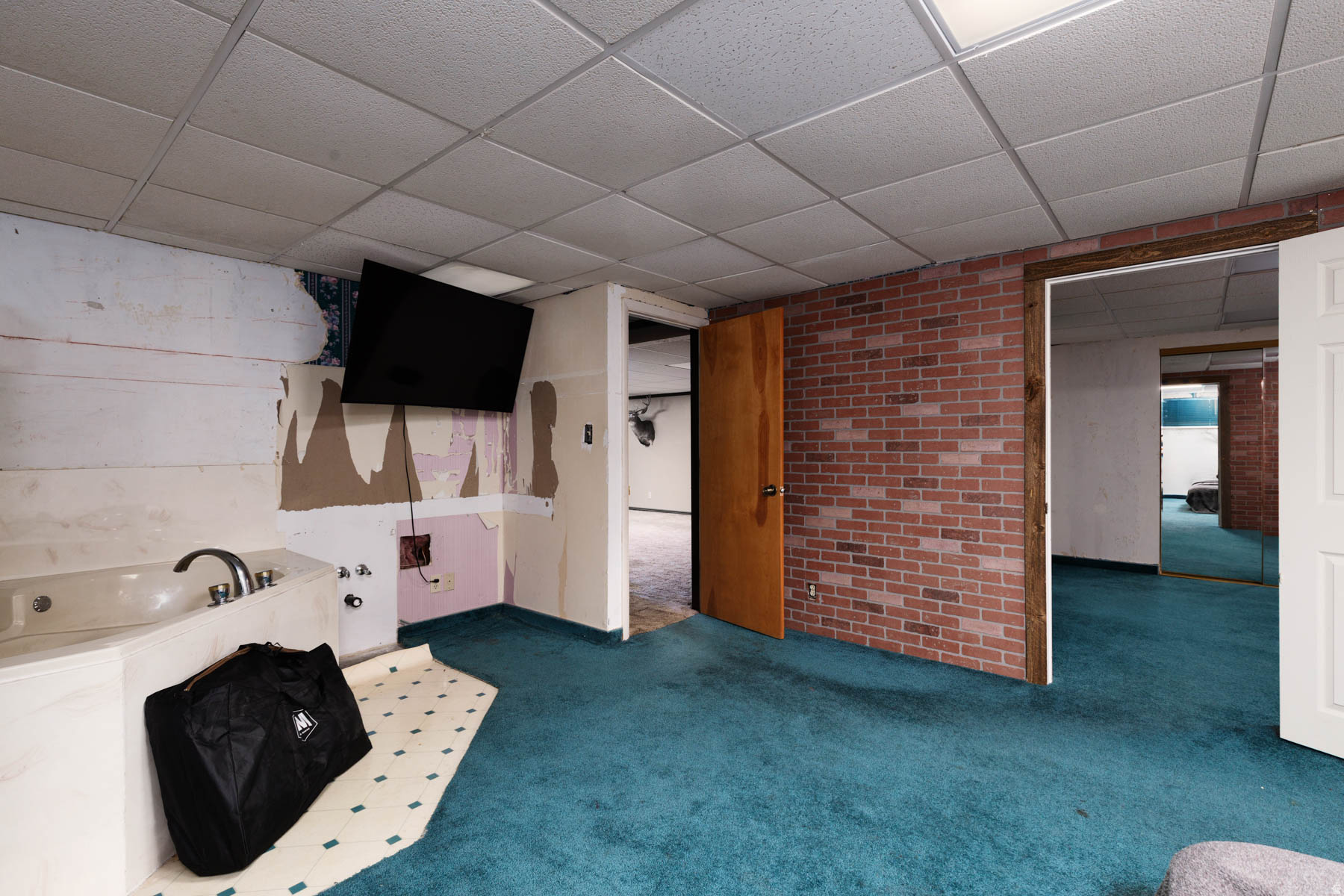 main property photo 26