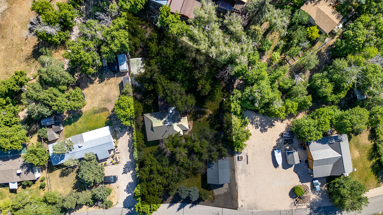 main property photo 29