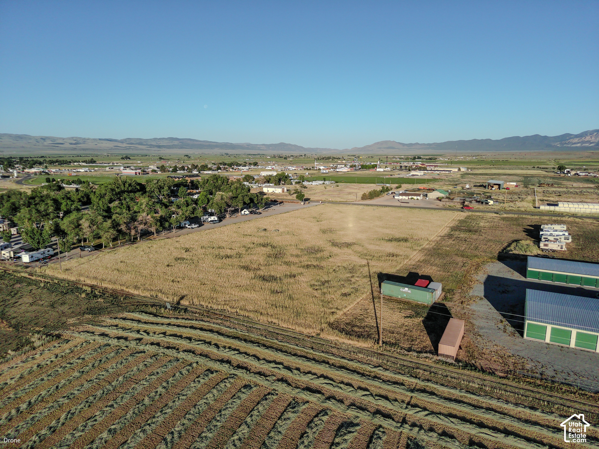 main property photo 16