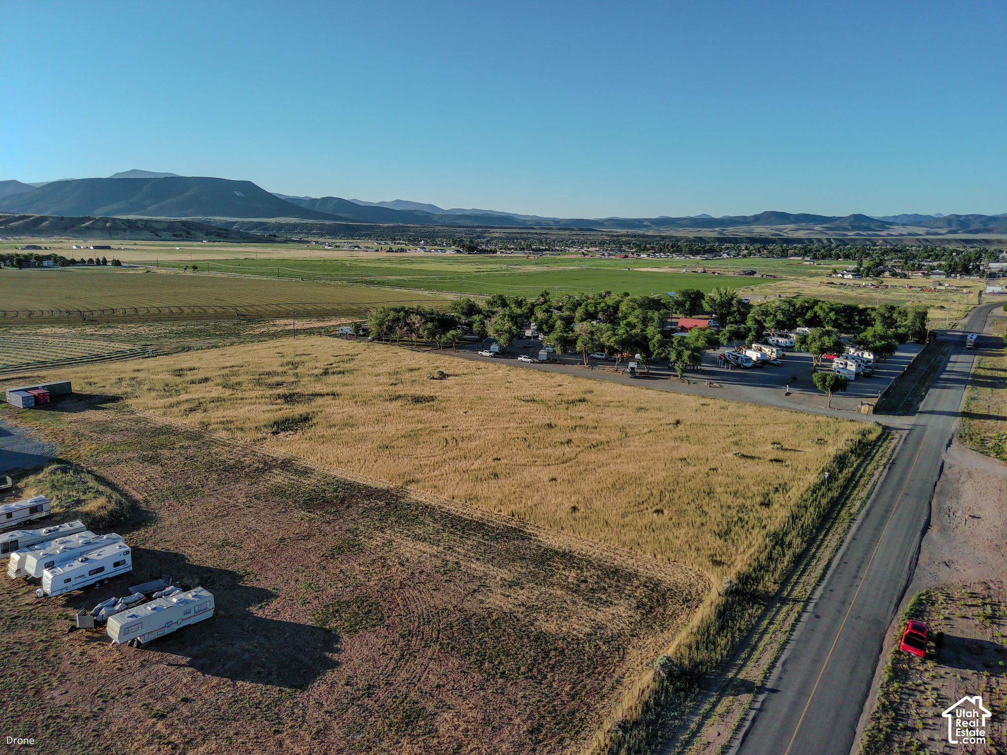 main property photo 19