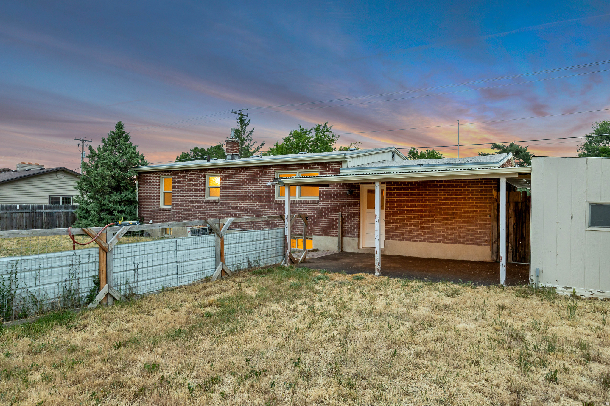 main property photo 23