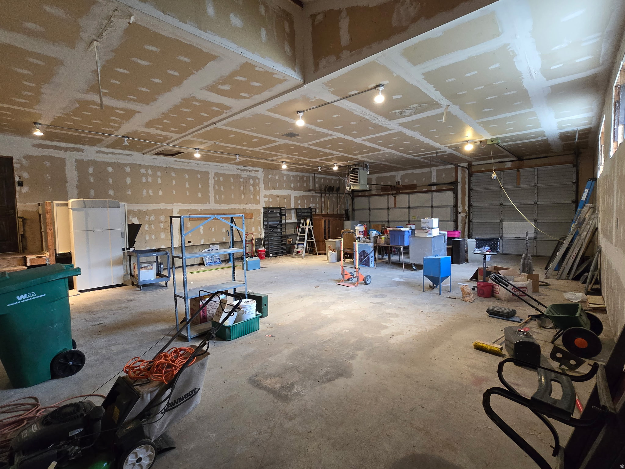 main property photo 52